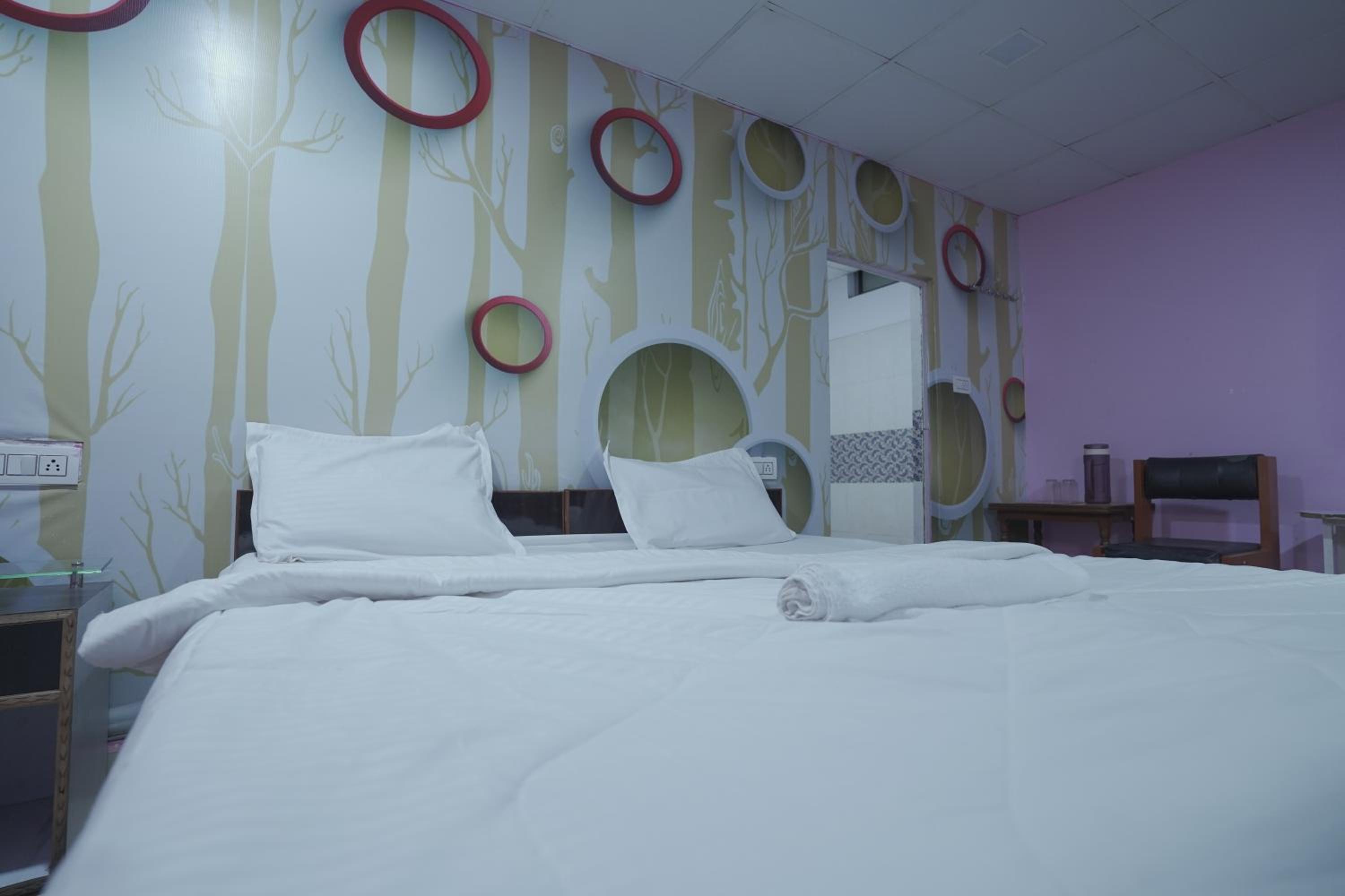 Allahabad Vacations - Hotel N C Continental by WB Inn - Property Image 2