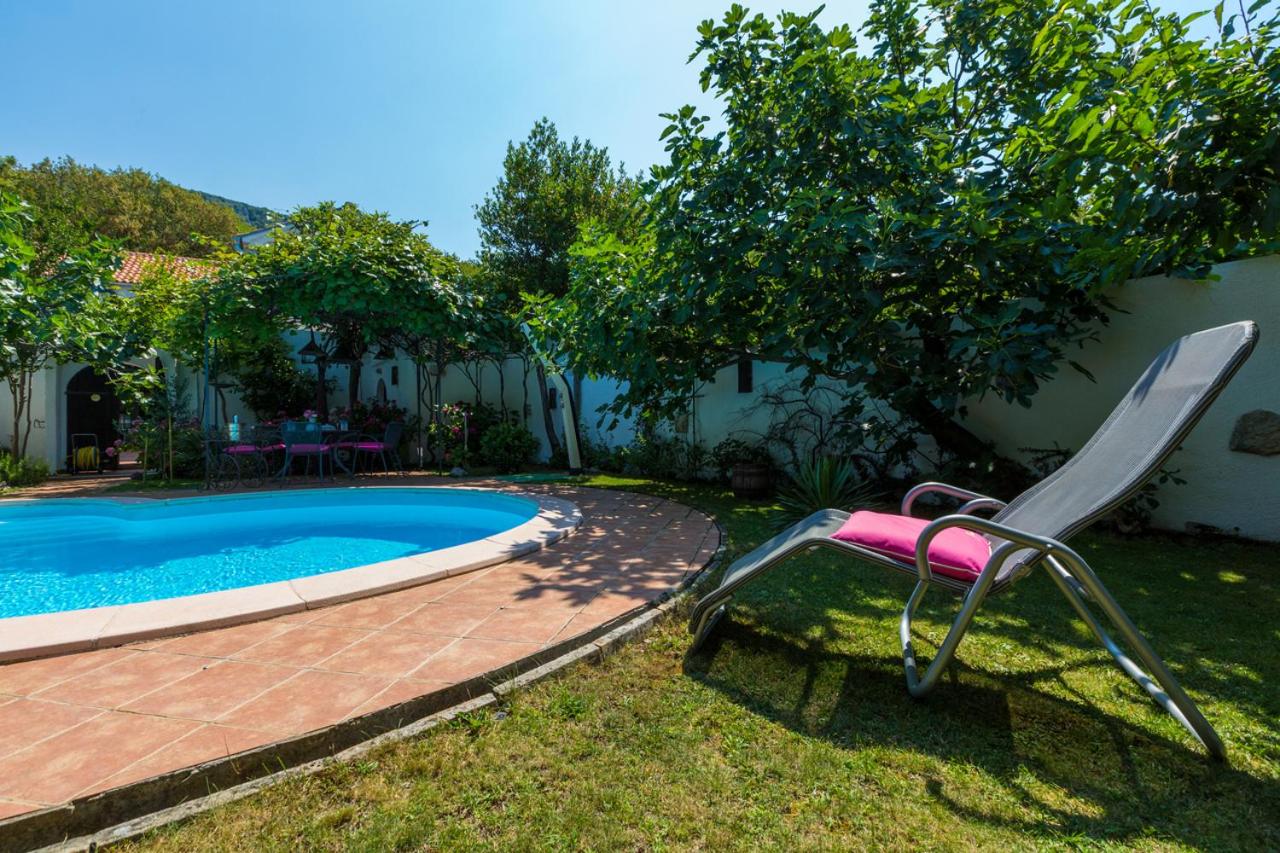 VILLA CECILIA