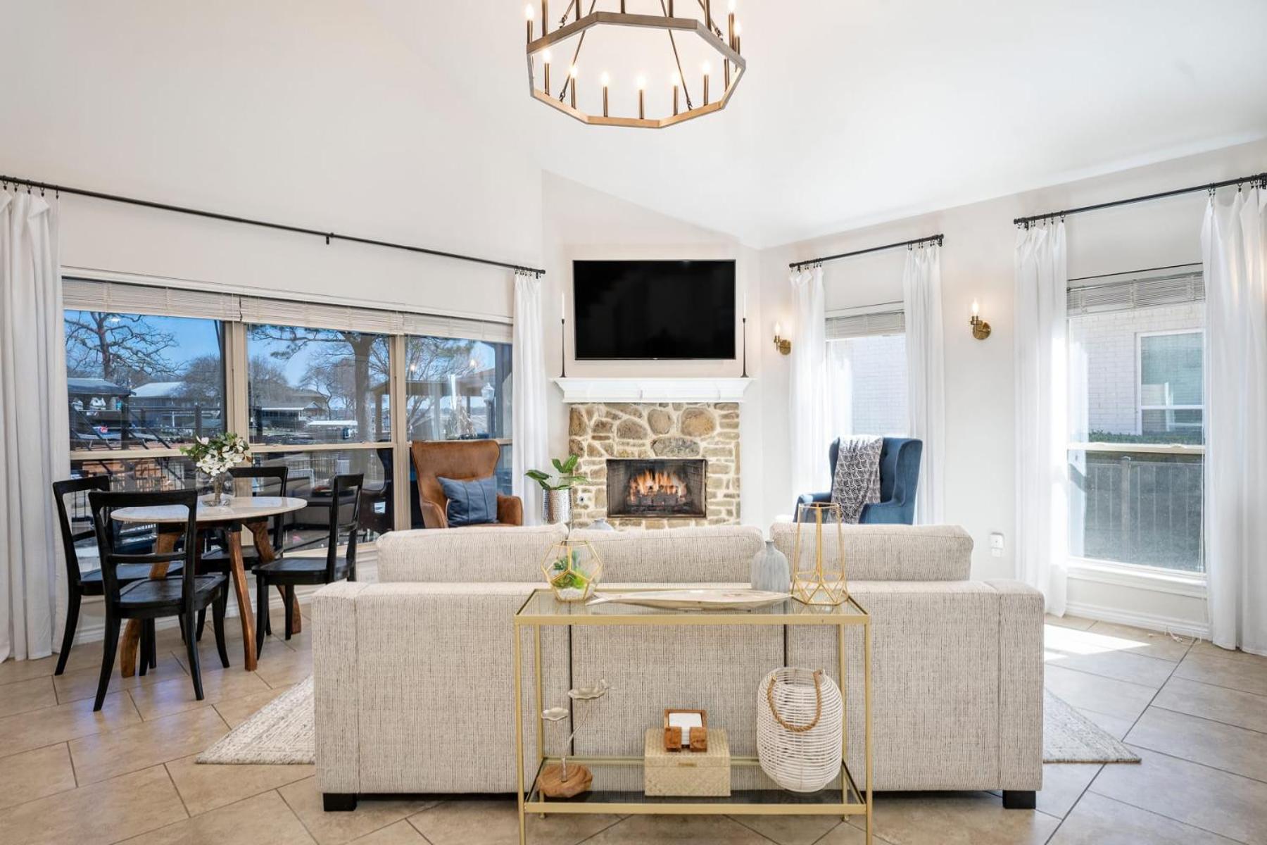 Luxury Lakefront Getaway view 2