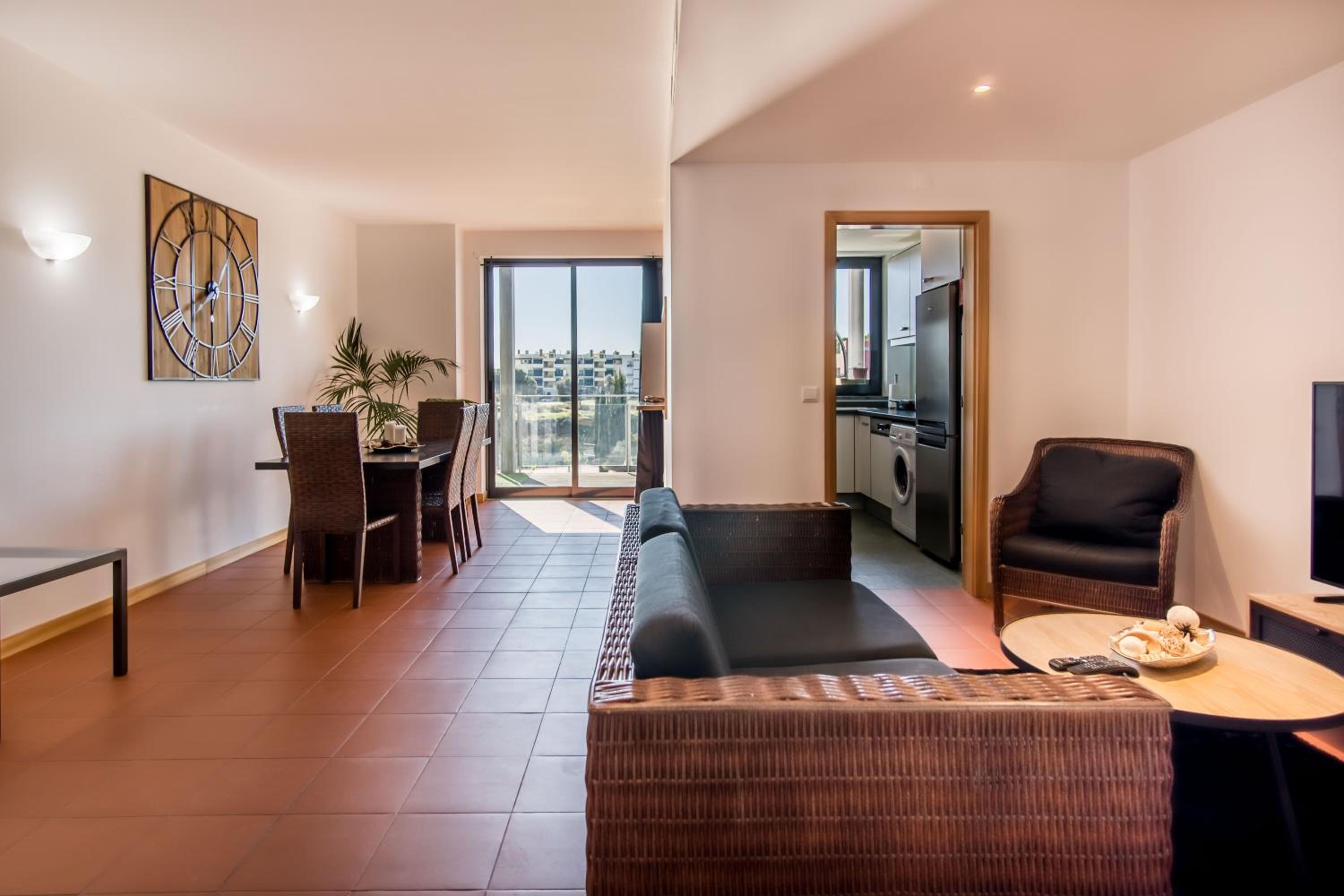 Superbe appartement spacieux avec terrasse vue piscine view 5