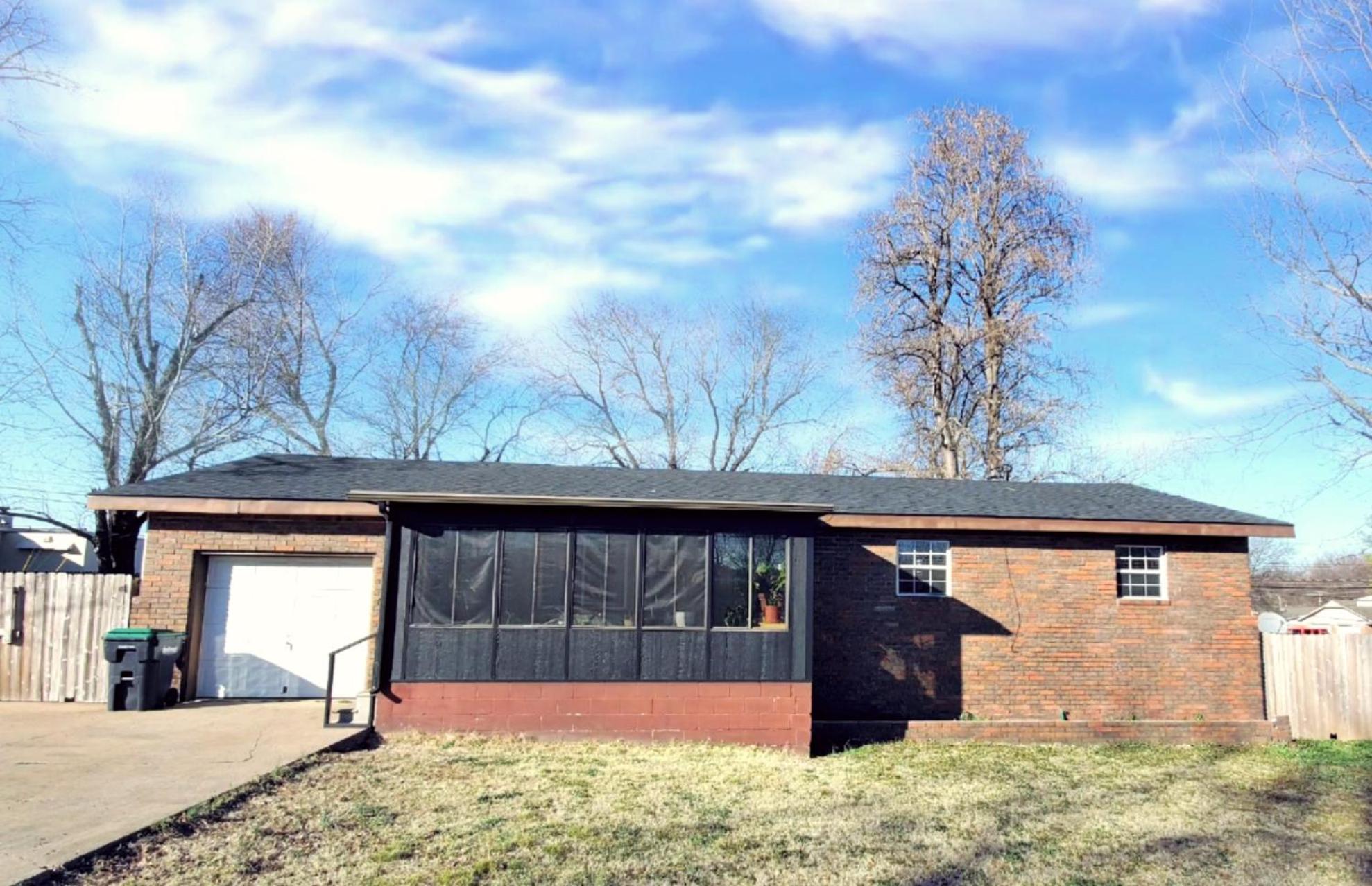 The Greenhouse - 3bed 2bath home in Tahlequah, OK view 2