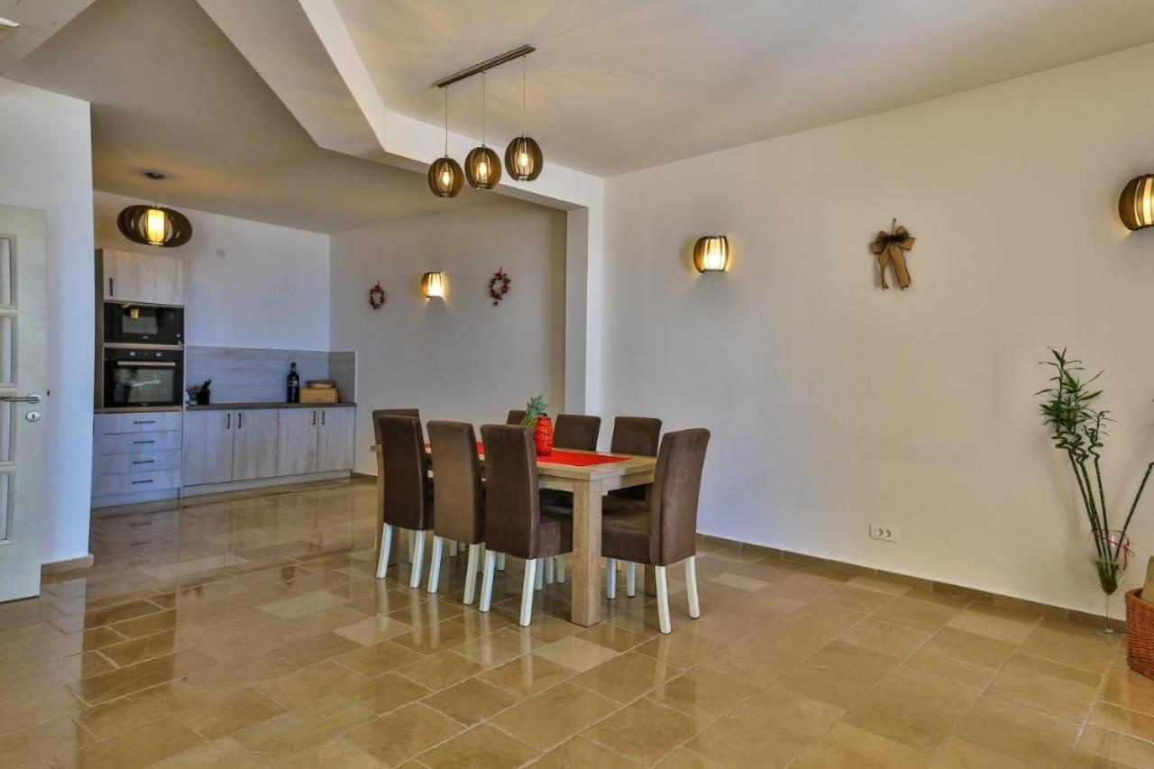 Sunny Villa Violet photo 3