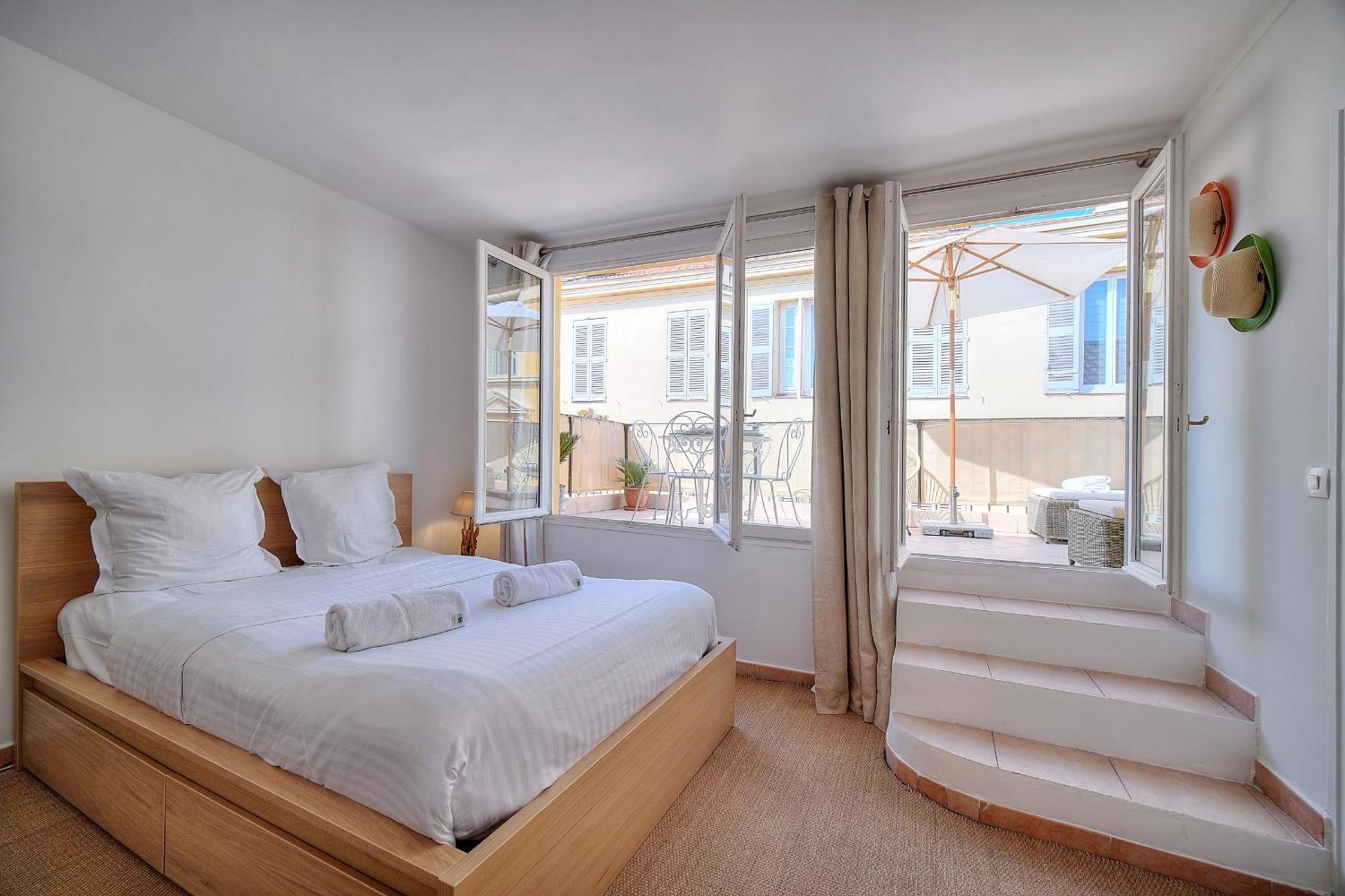 IMMOGROOM - Splendid Terrace - Studio - Central