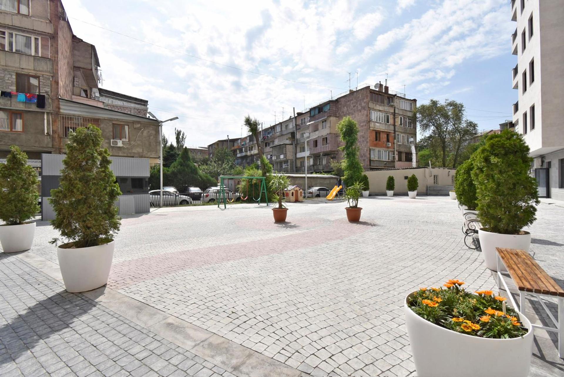 Orbeli Brothers Street, 1 bedroom Modern, Beautiful apartment OR600