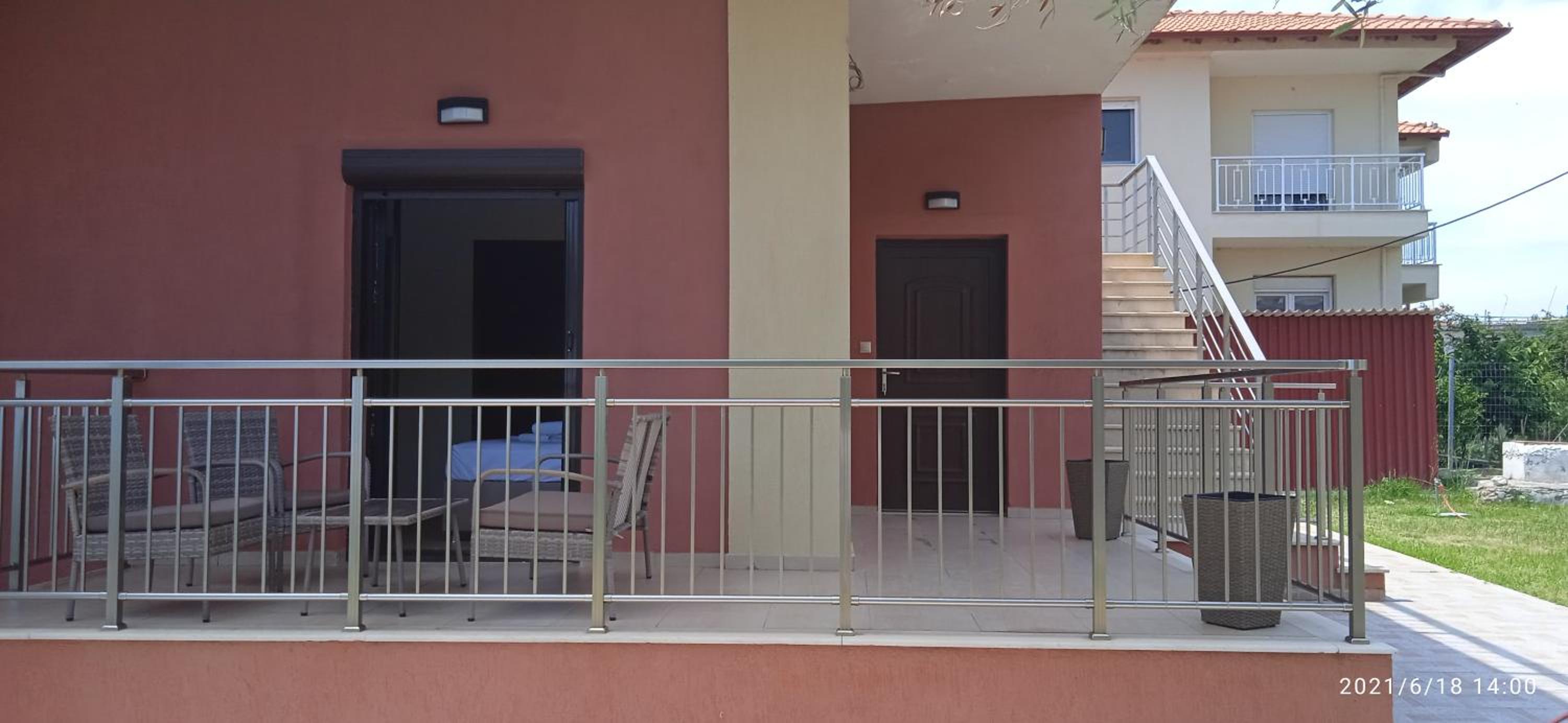 Lemonis House by the Sea 1 view 3