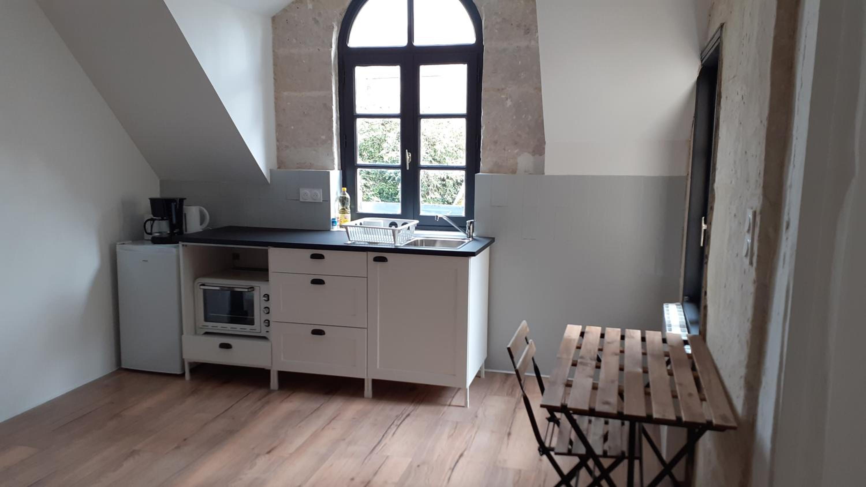 Charmant studio en plein centre de Montoire view 3