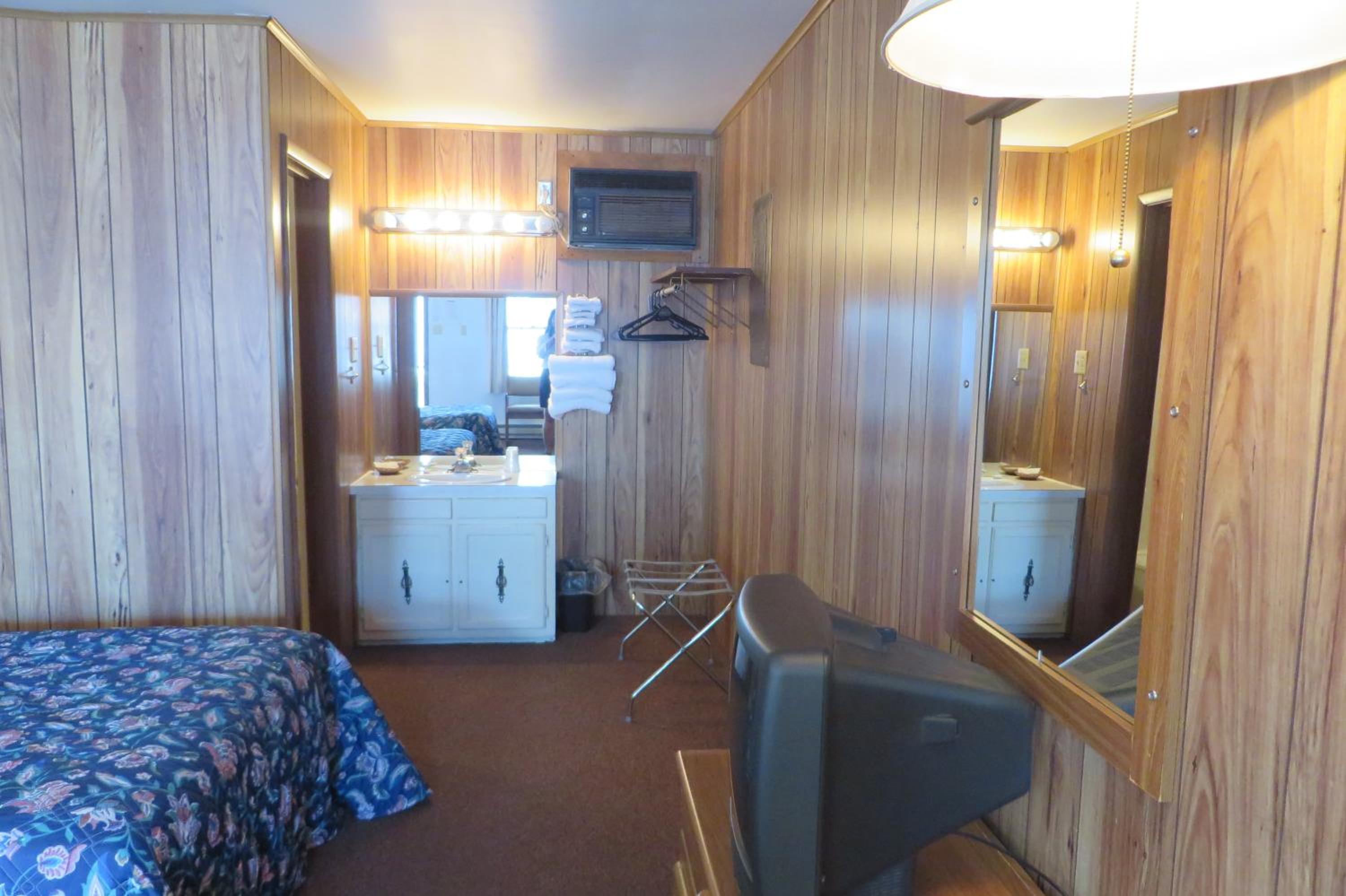 Photo 8
