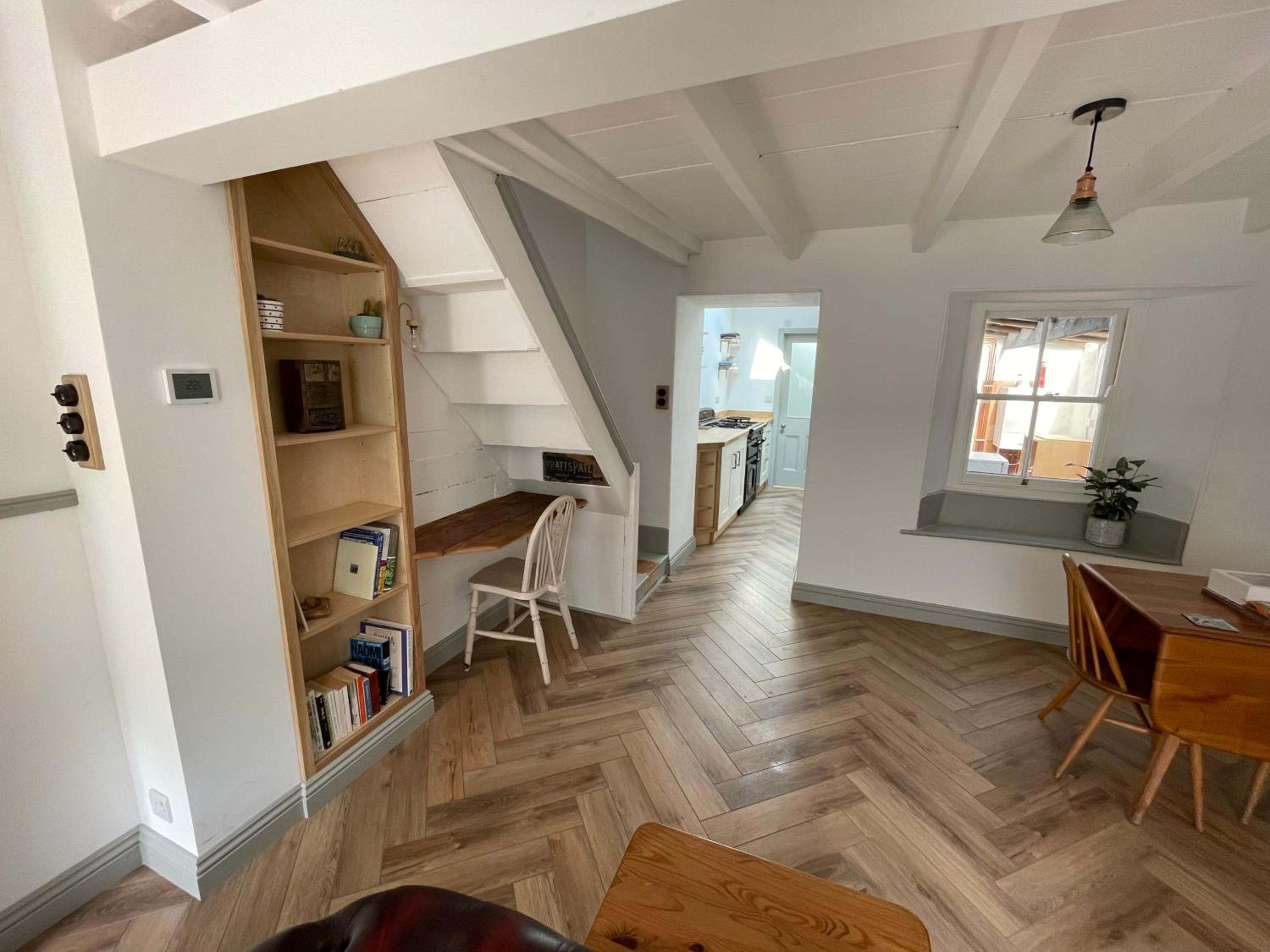 Peaceful period cottage in central location view 5