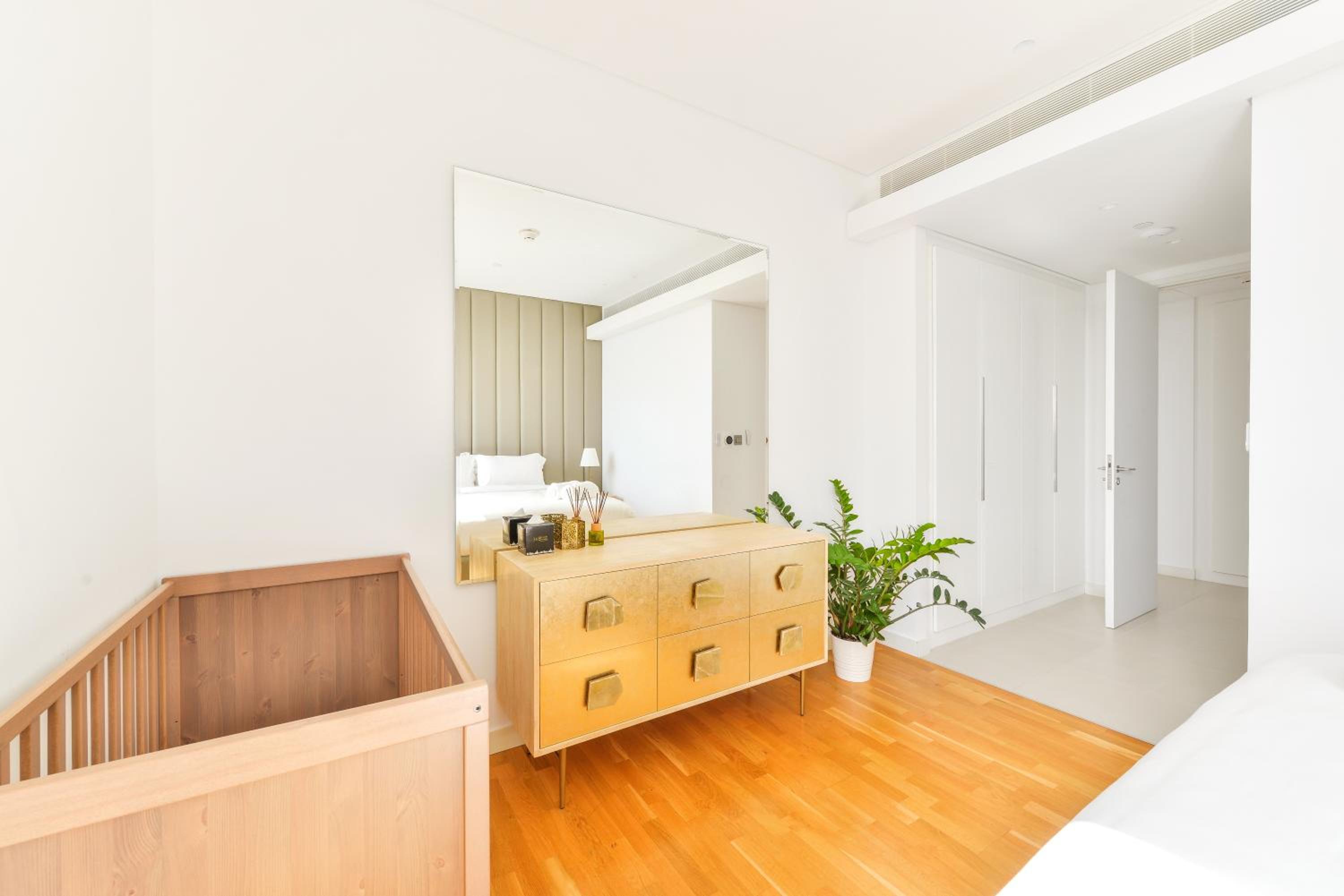 Premium 2+1 BR condo in the heart of Bluewaters Island