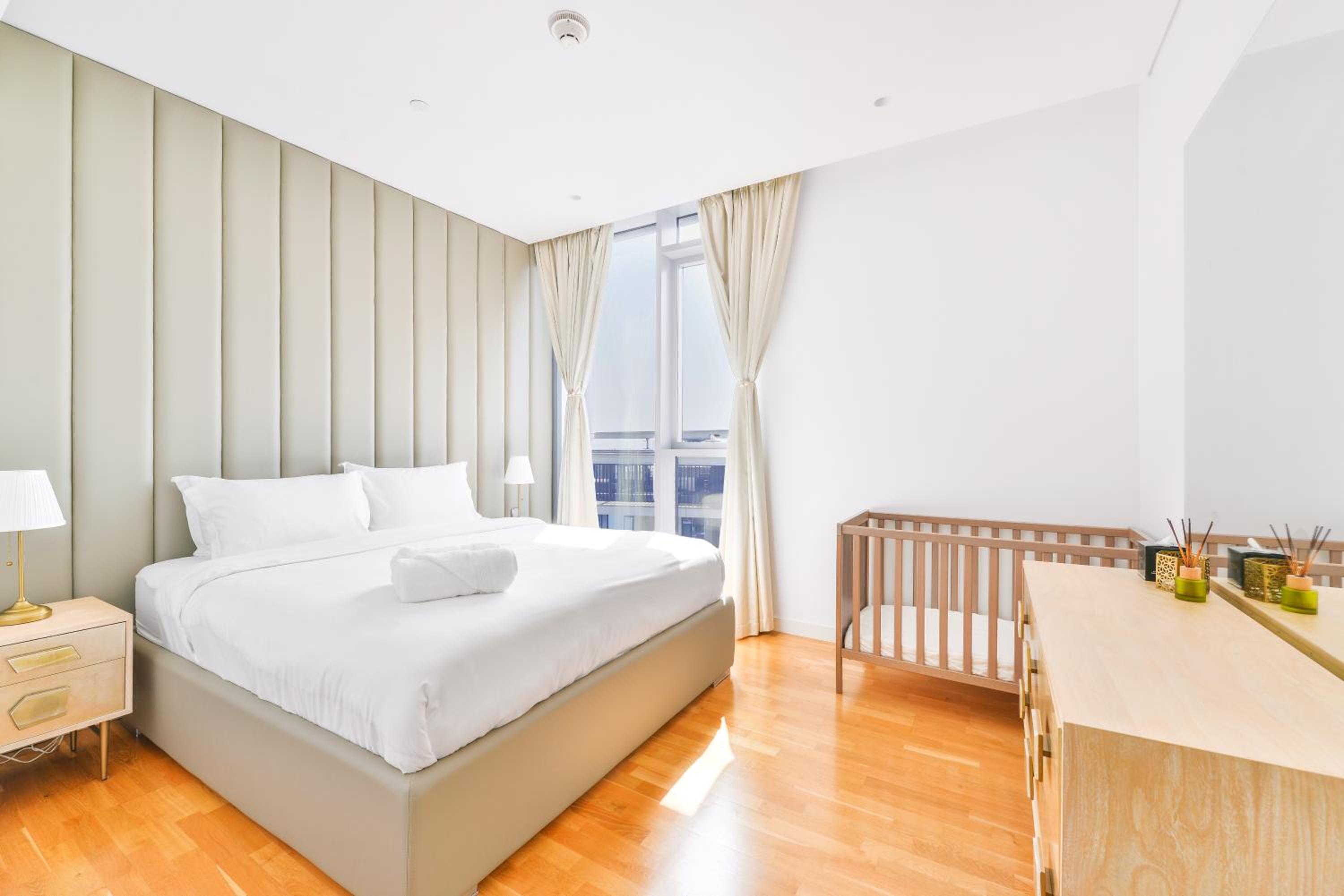 Premium 2+1 BR condo in the heart of Bluewaters Island