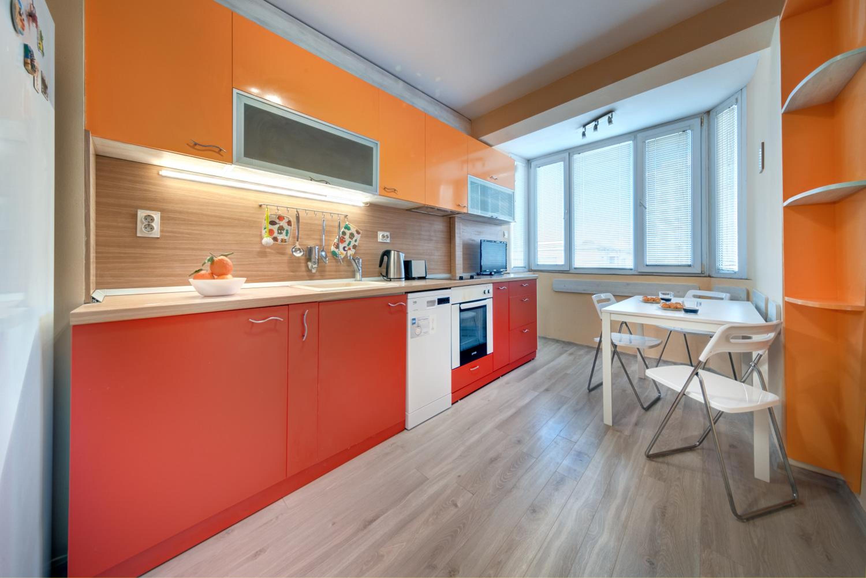 Daisy - 3 Room and Kitchen Apartment in Lazur