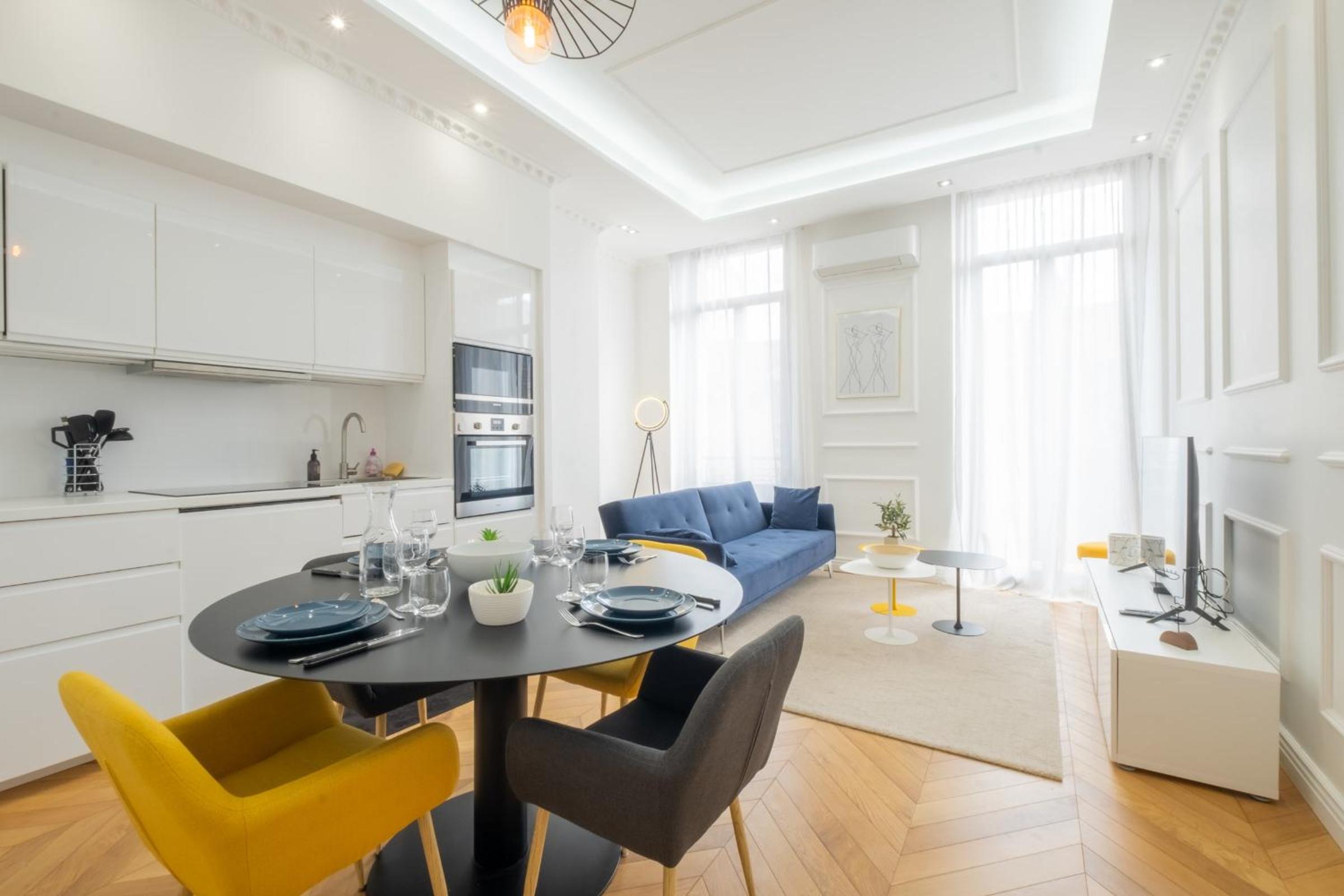 3-bedroom apartment in the heart of Cannes photo 4