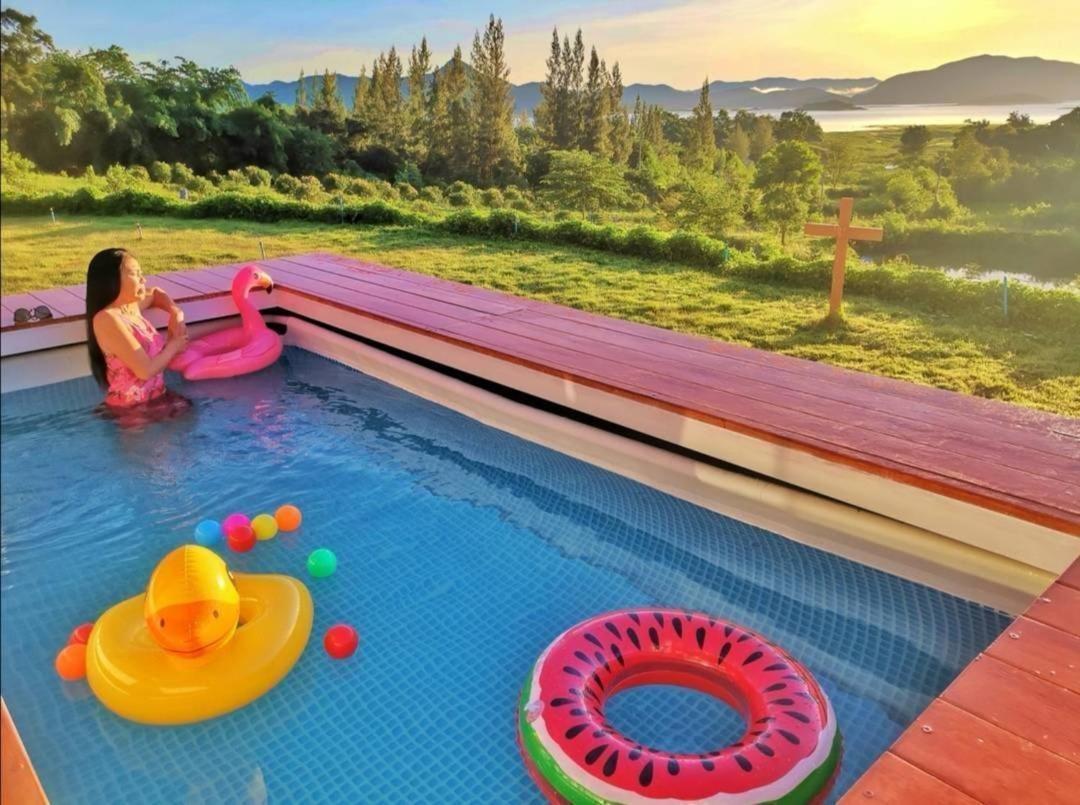 Farm Love Pool Villa Lake View Kaeng Krachan view 3