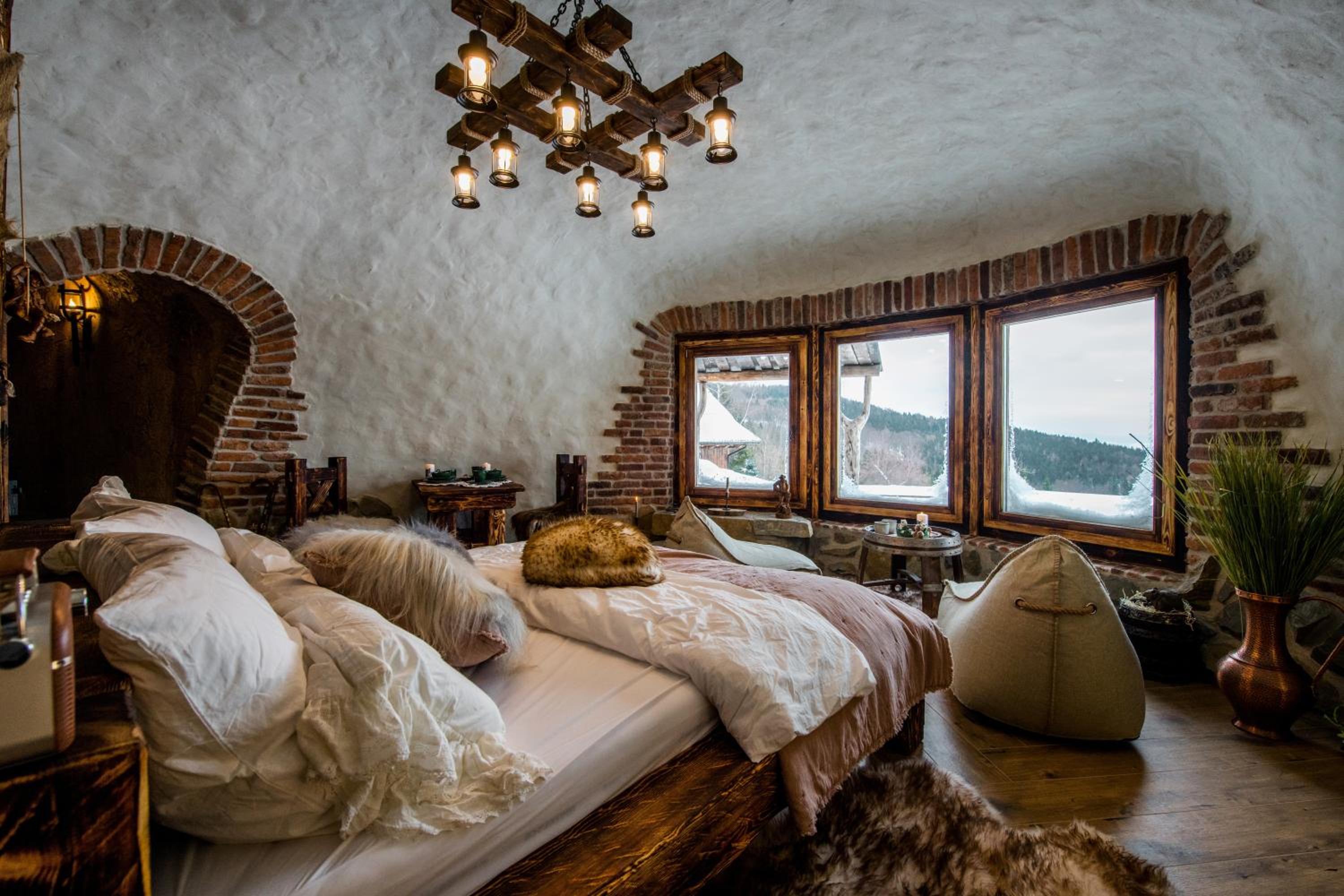 Osada Jaworzyny - Domek Hobbita z jaskinią SPA view 2