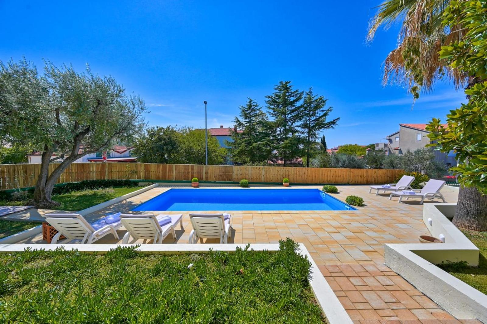 Villa Oscar, Zadar