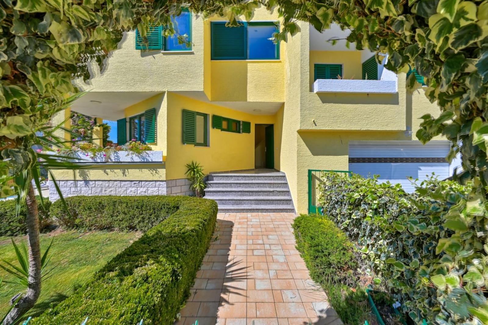 Villa Oscar, Zadar