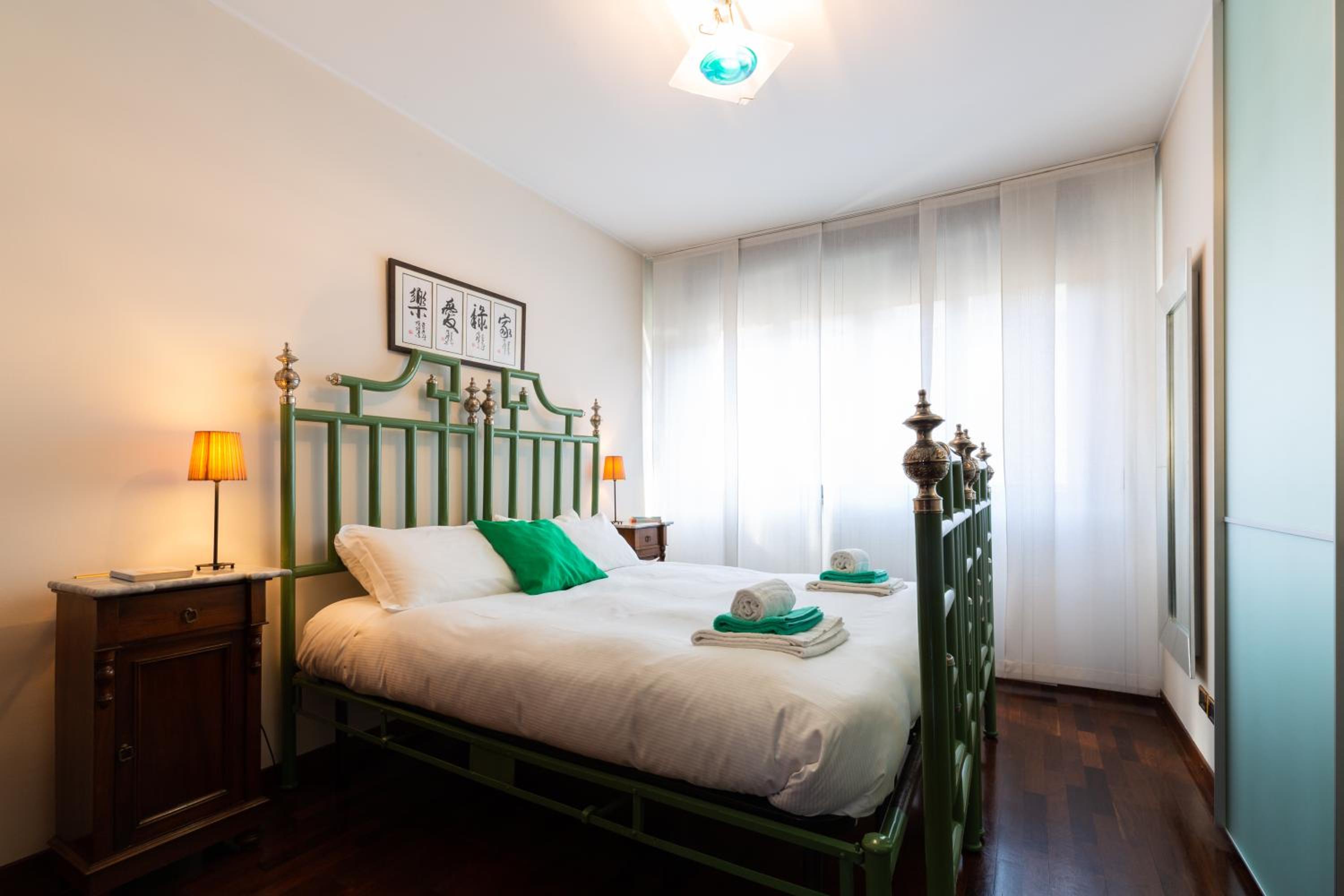 FARA HAUS DELUXE - 2 Bedrooms