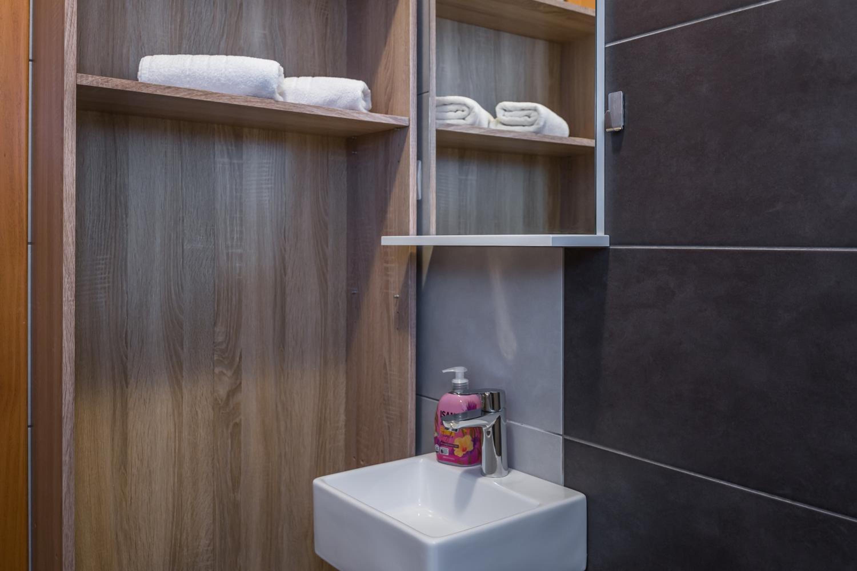 MODERN apartment OMIS
