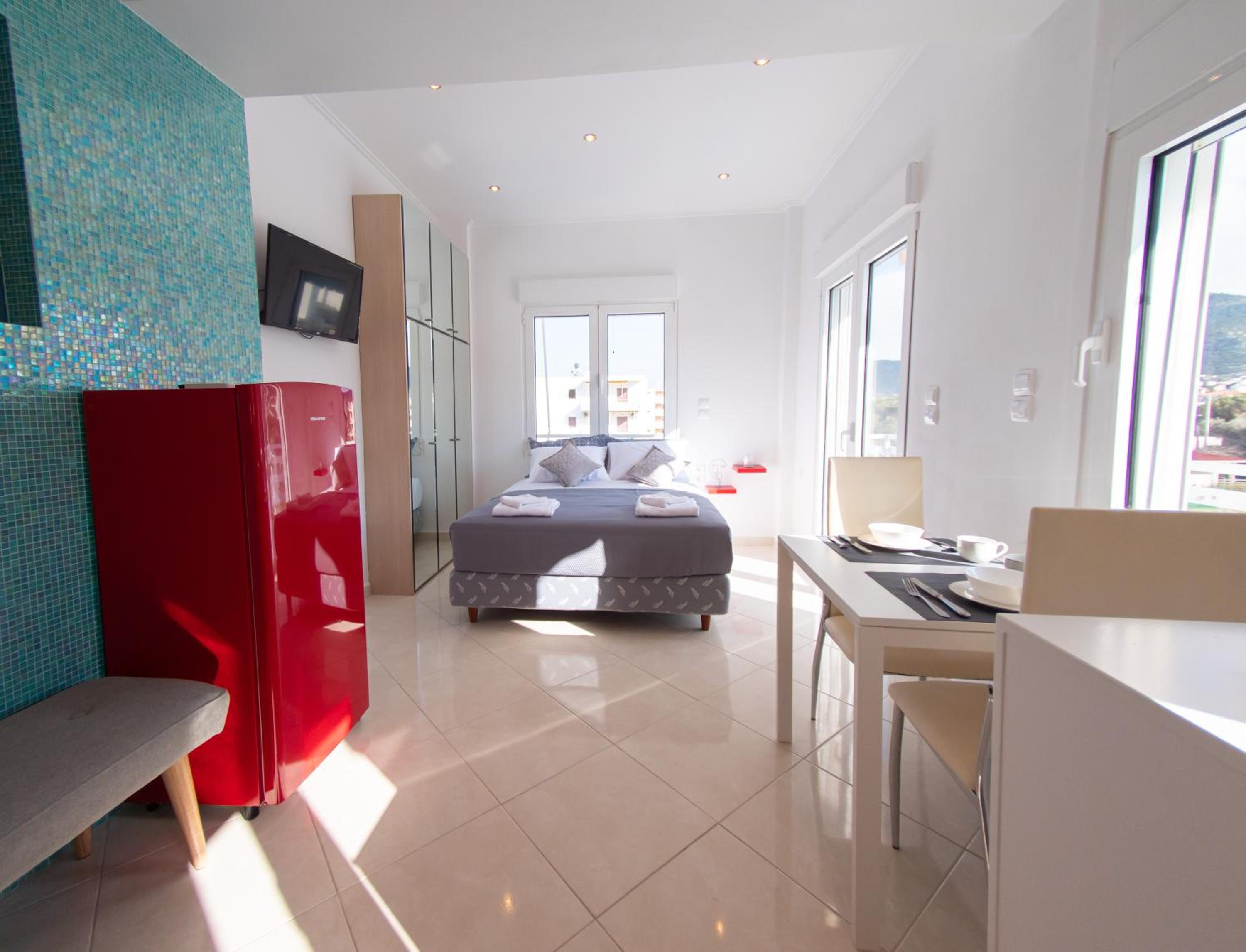 Lux Sea Studio - Porto Rafti