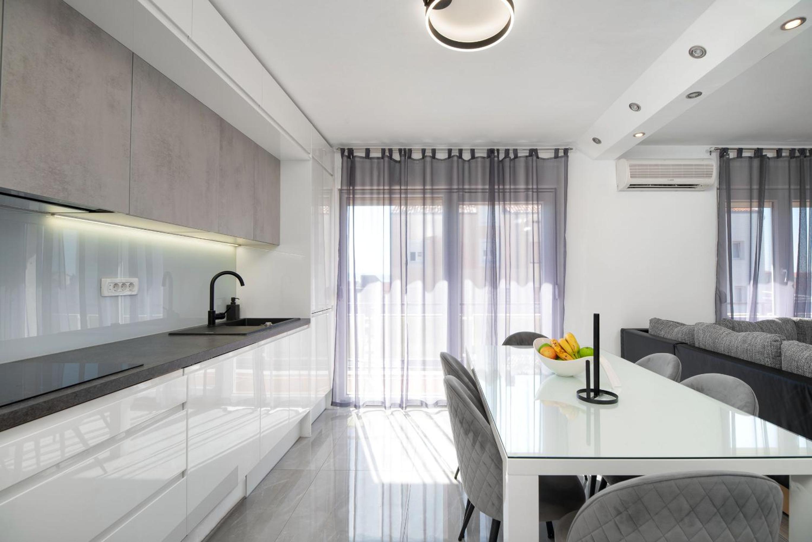 Apartment Suzana view 5