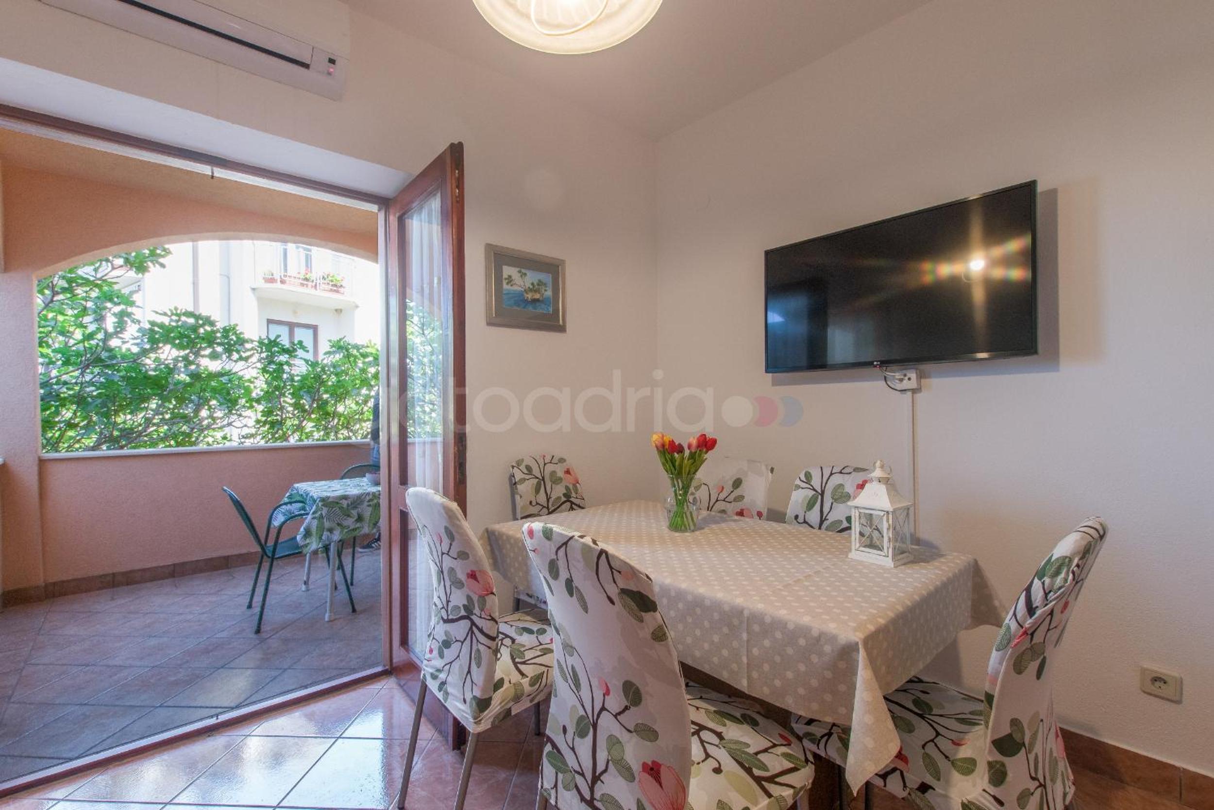 Near The Beach Brela Apartments Ruzze view 3