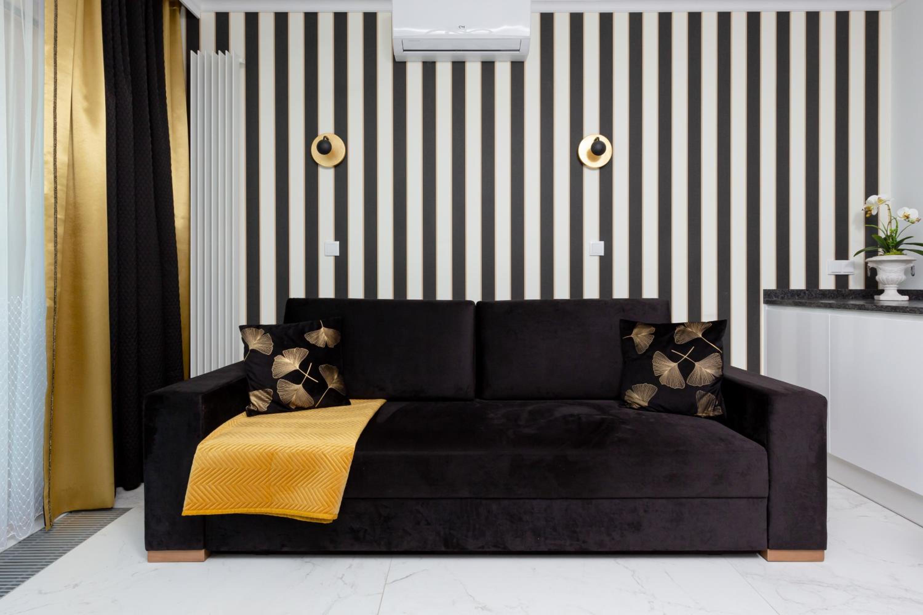 Mennica Residence - City Center Apartments by Renters