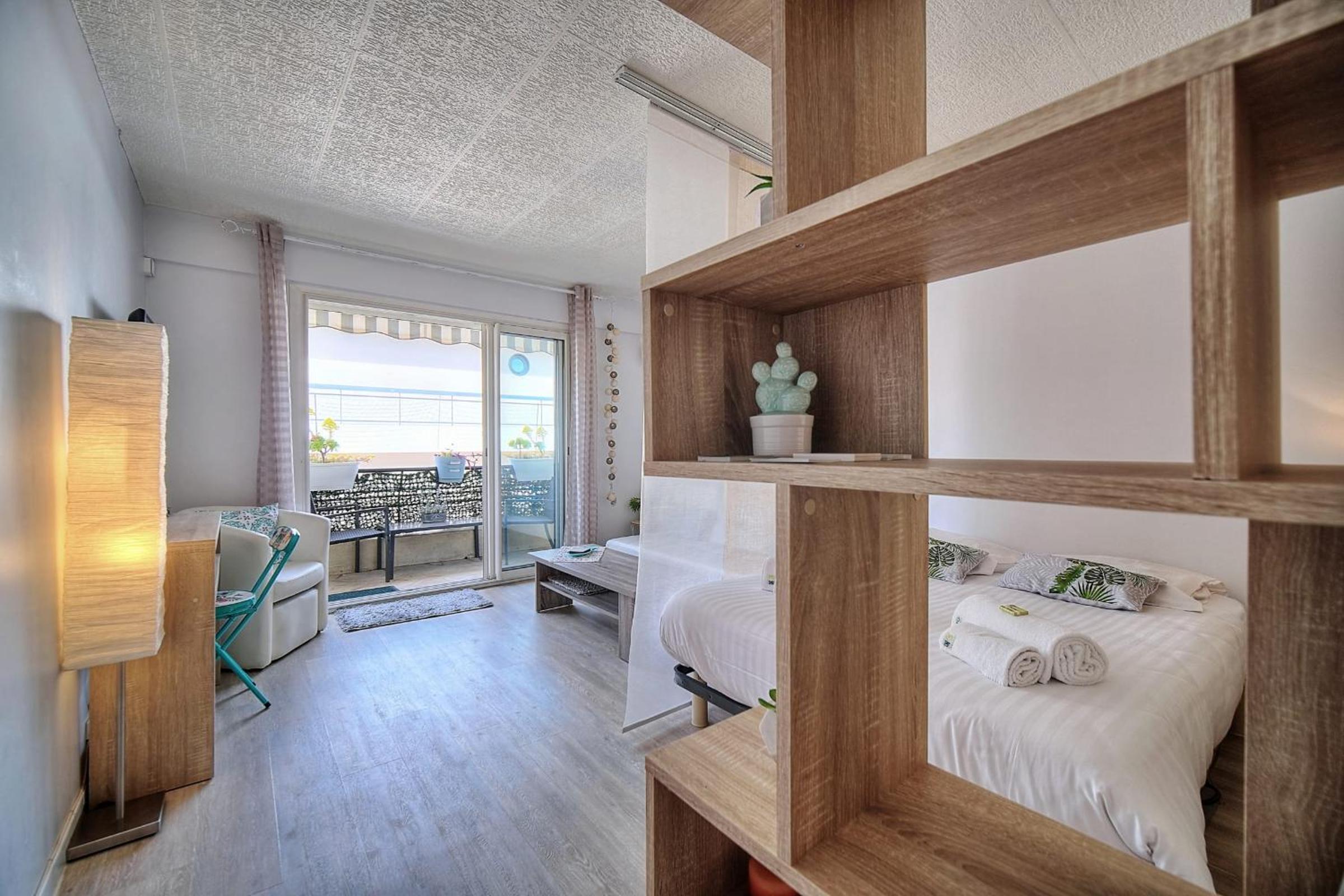 IMMOGROOM - Near the city centre and the beach - Air conditioning - Terrace photo 1