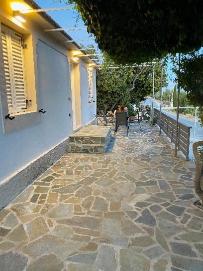 Dina’s House 2 view 4