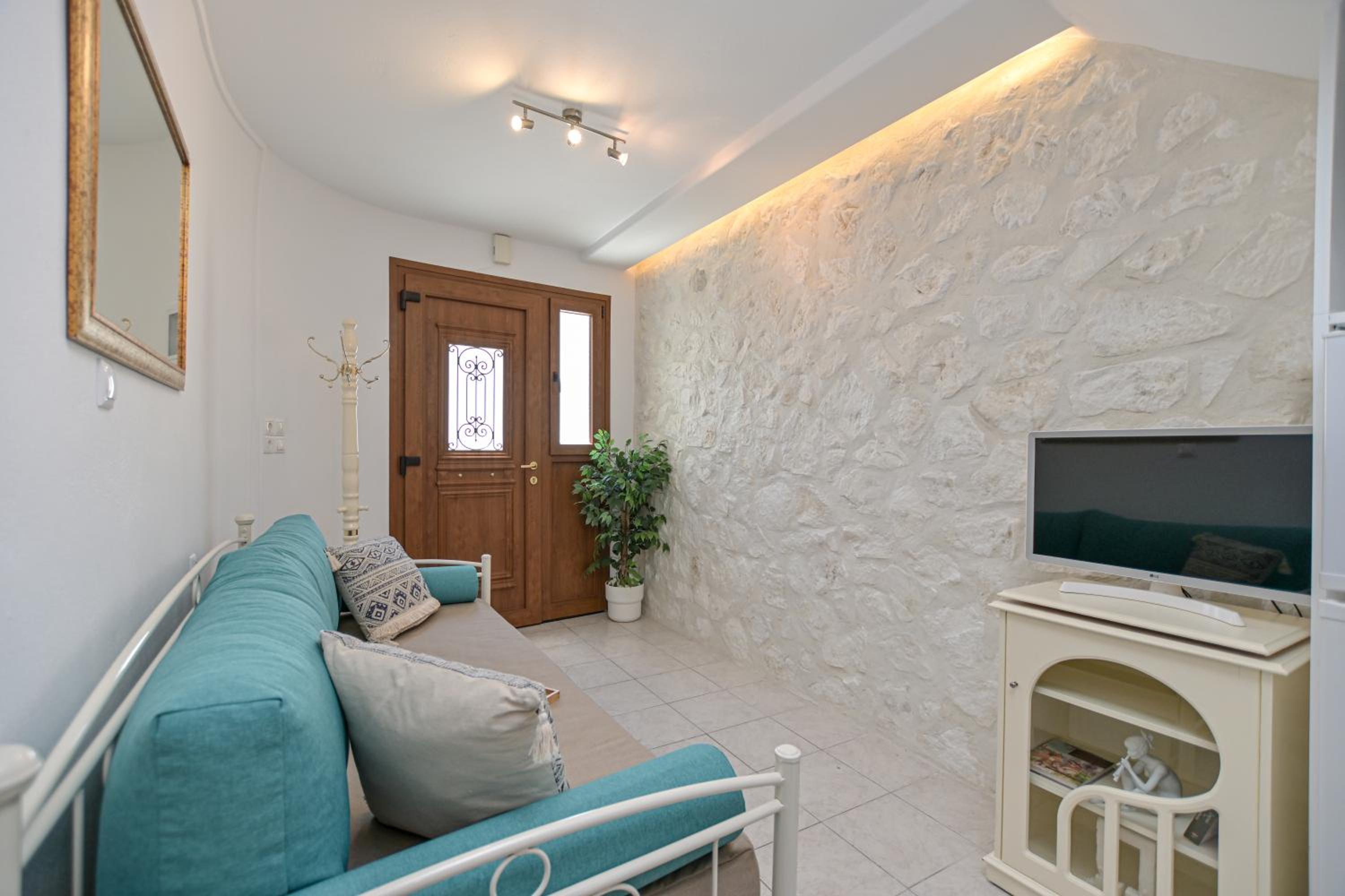 Geolenas Home - Naxian Old Agora