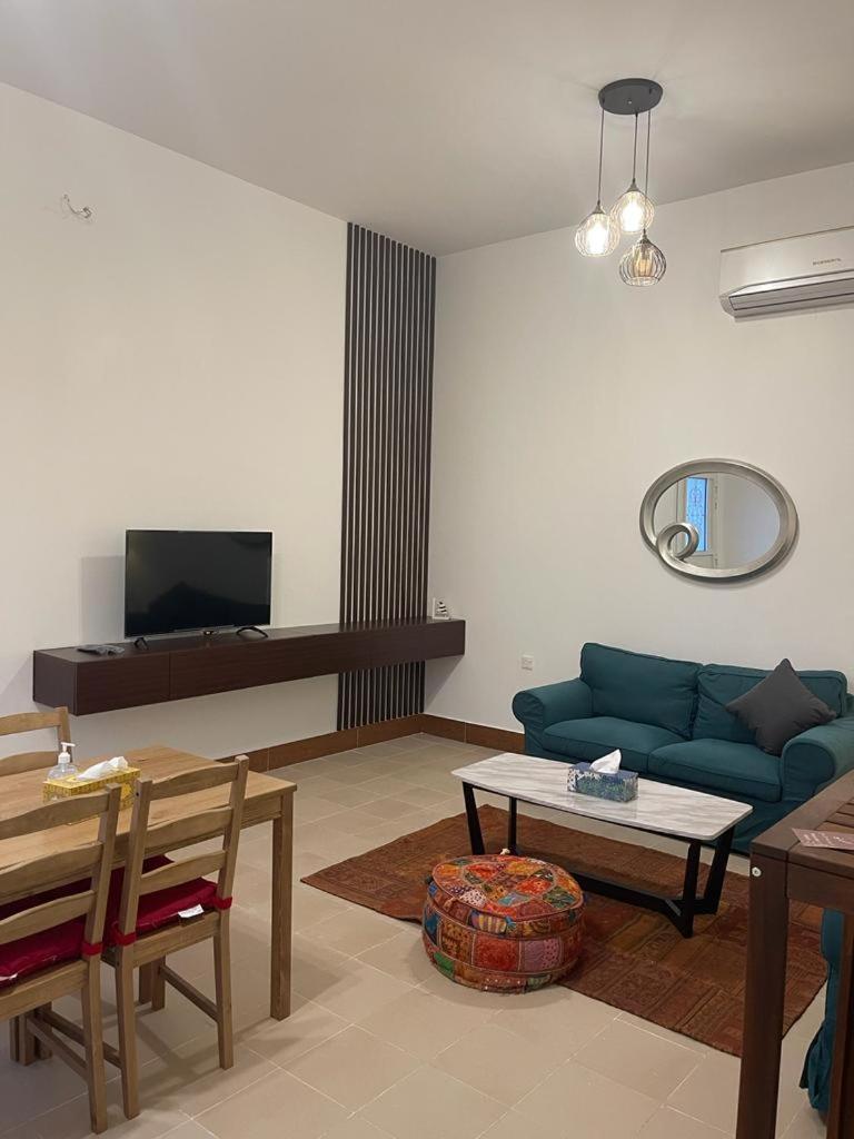 2 Bedroom Villa in Ras Al Khaimah with Privat swimming Pool 10