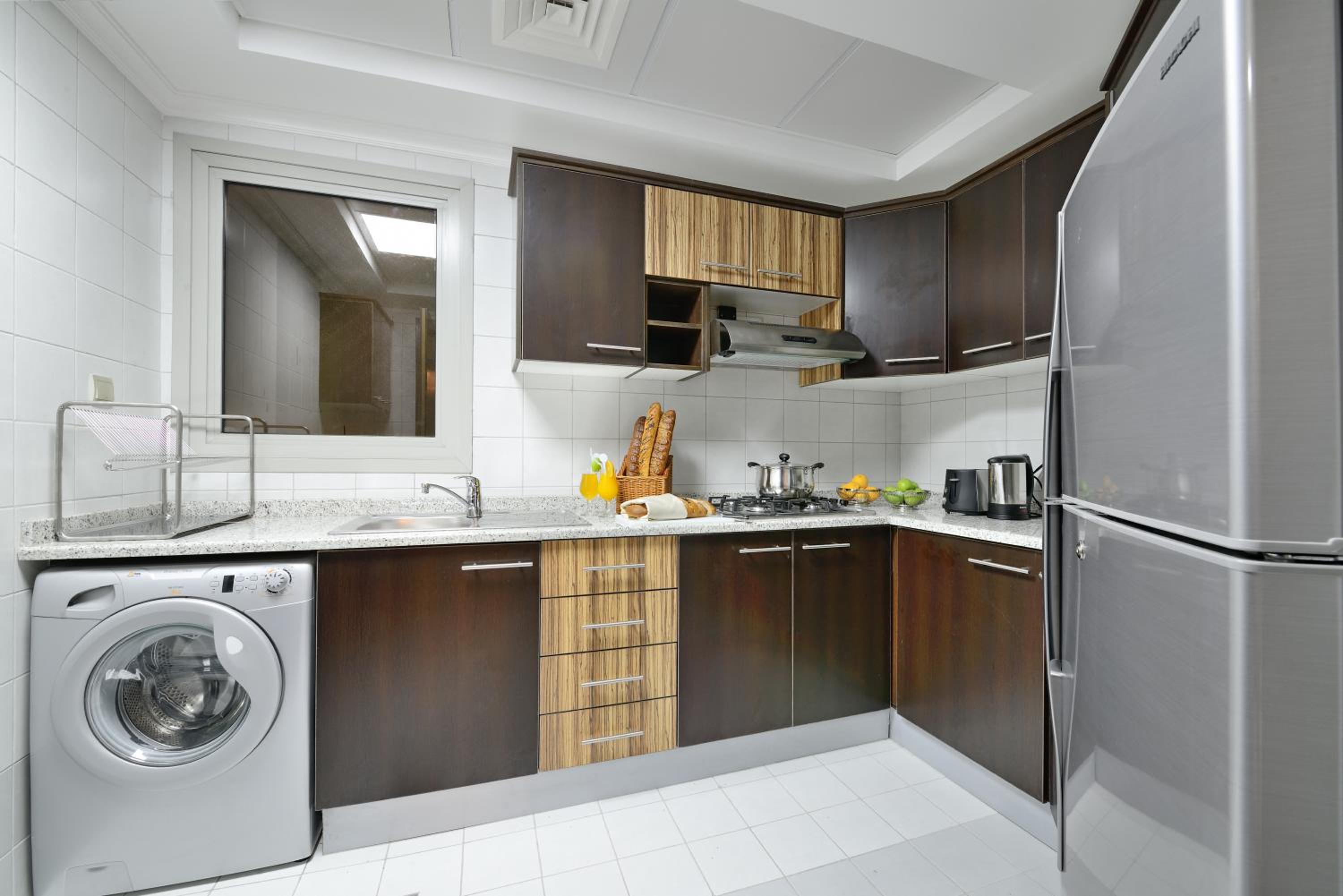 Al Majaz Premiere Hotel Apartments — photo 32
