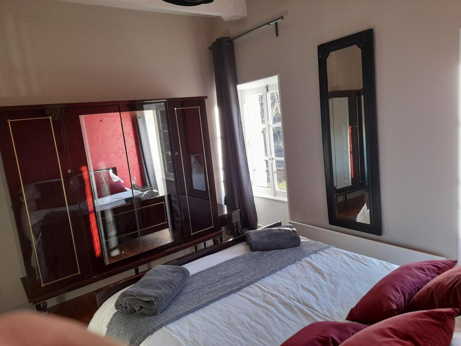 Les Roches Restaurant & Chambre d'Hotes view 3