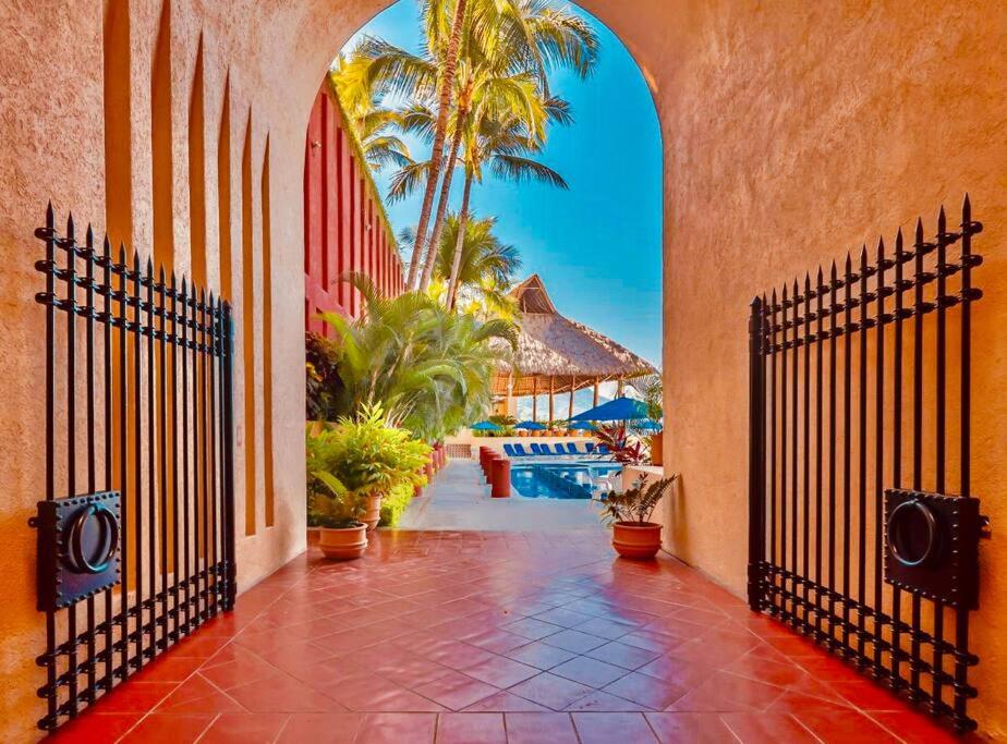 A piece of Heaven, Los Palmares 703 view 2
