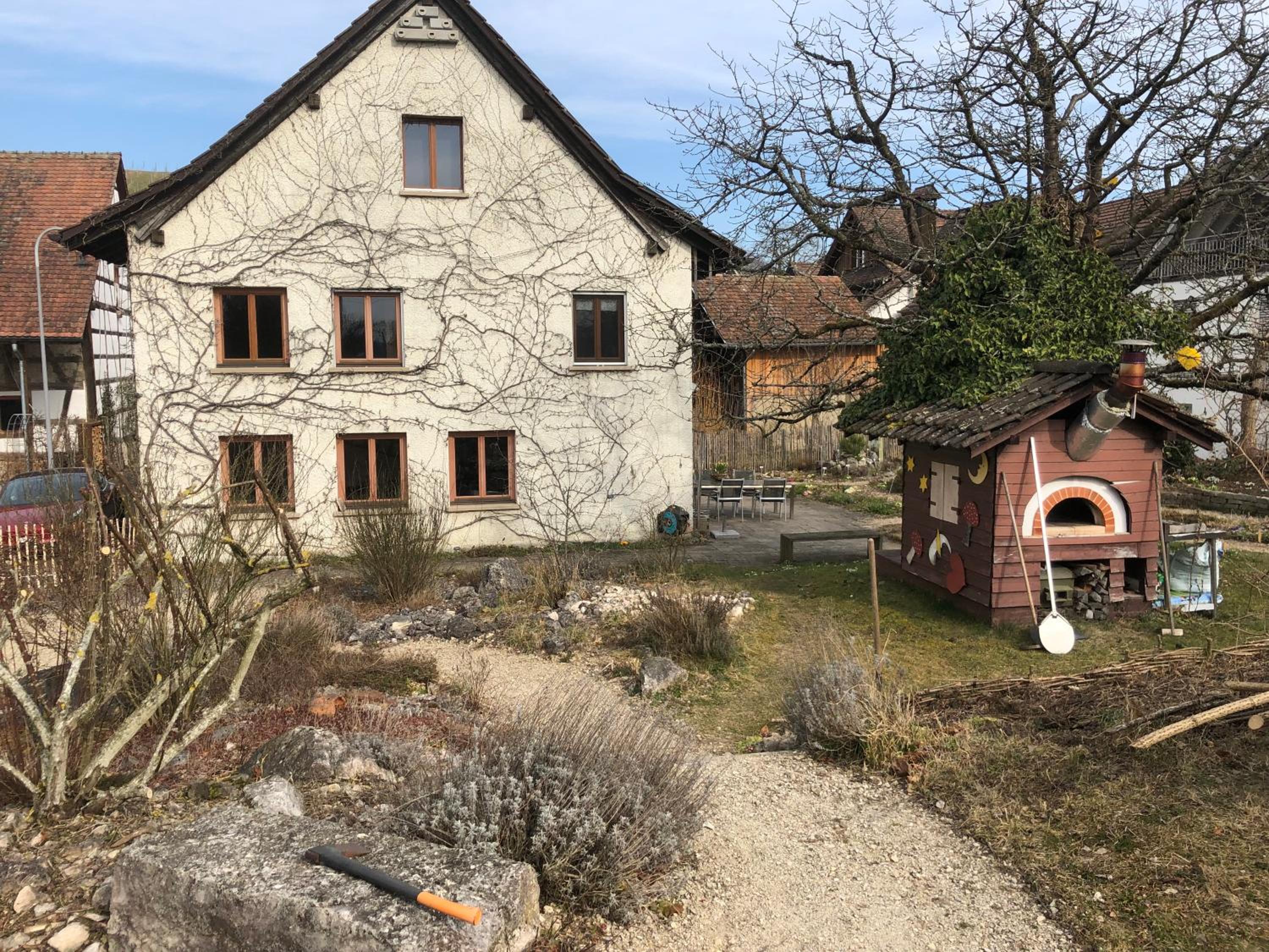 Ferienhaus mit Naturgarten