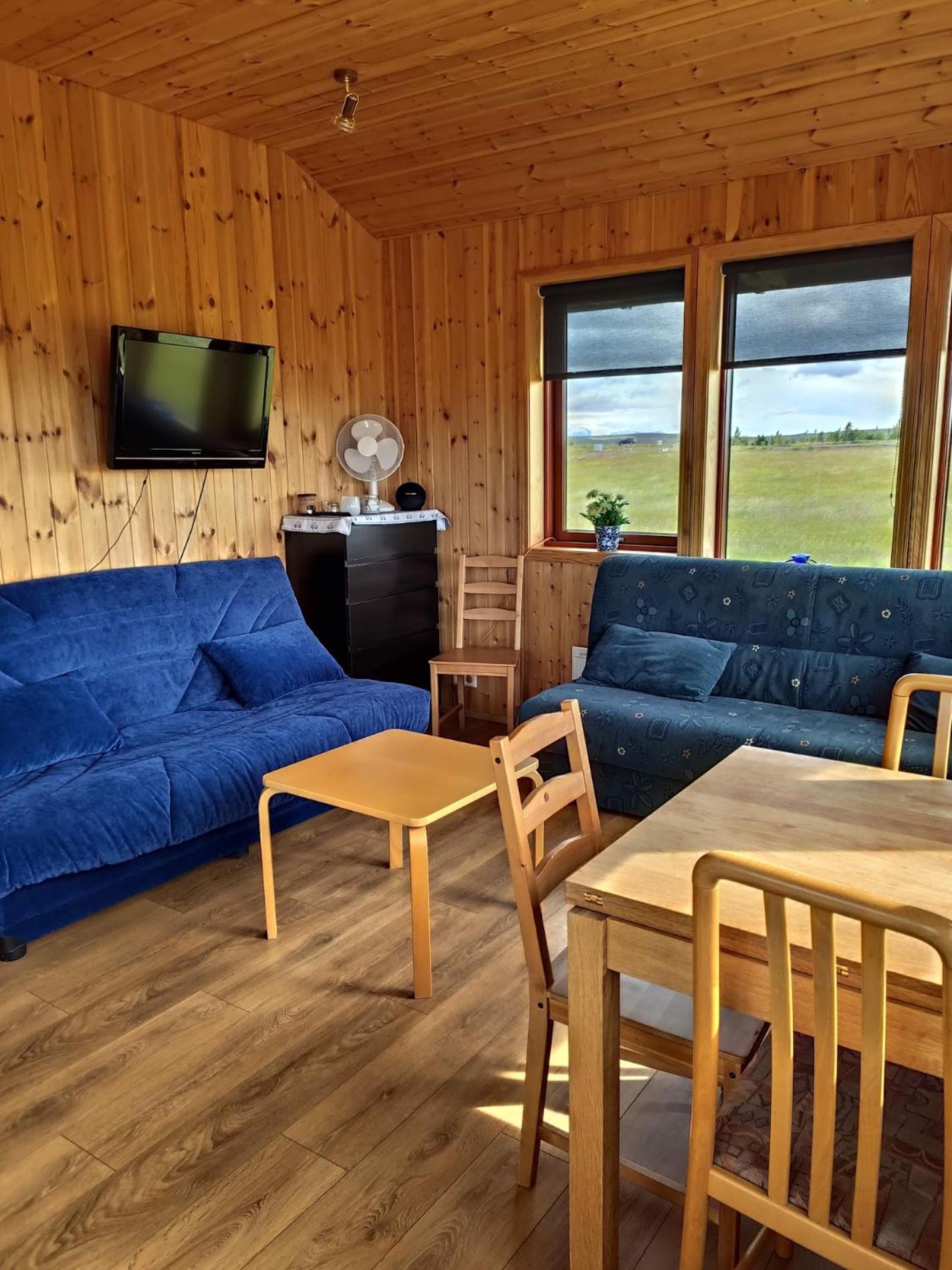 Bright and Peaceful Cabin with Views & Hot Tub
