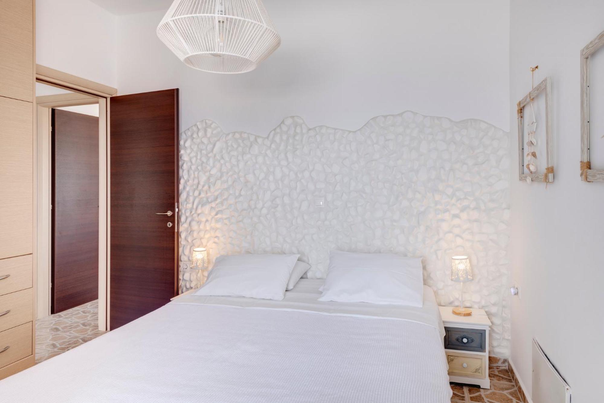 ENDLESS BLUE from Syros - Fabrika Resort