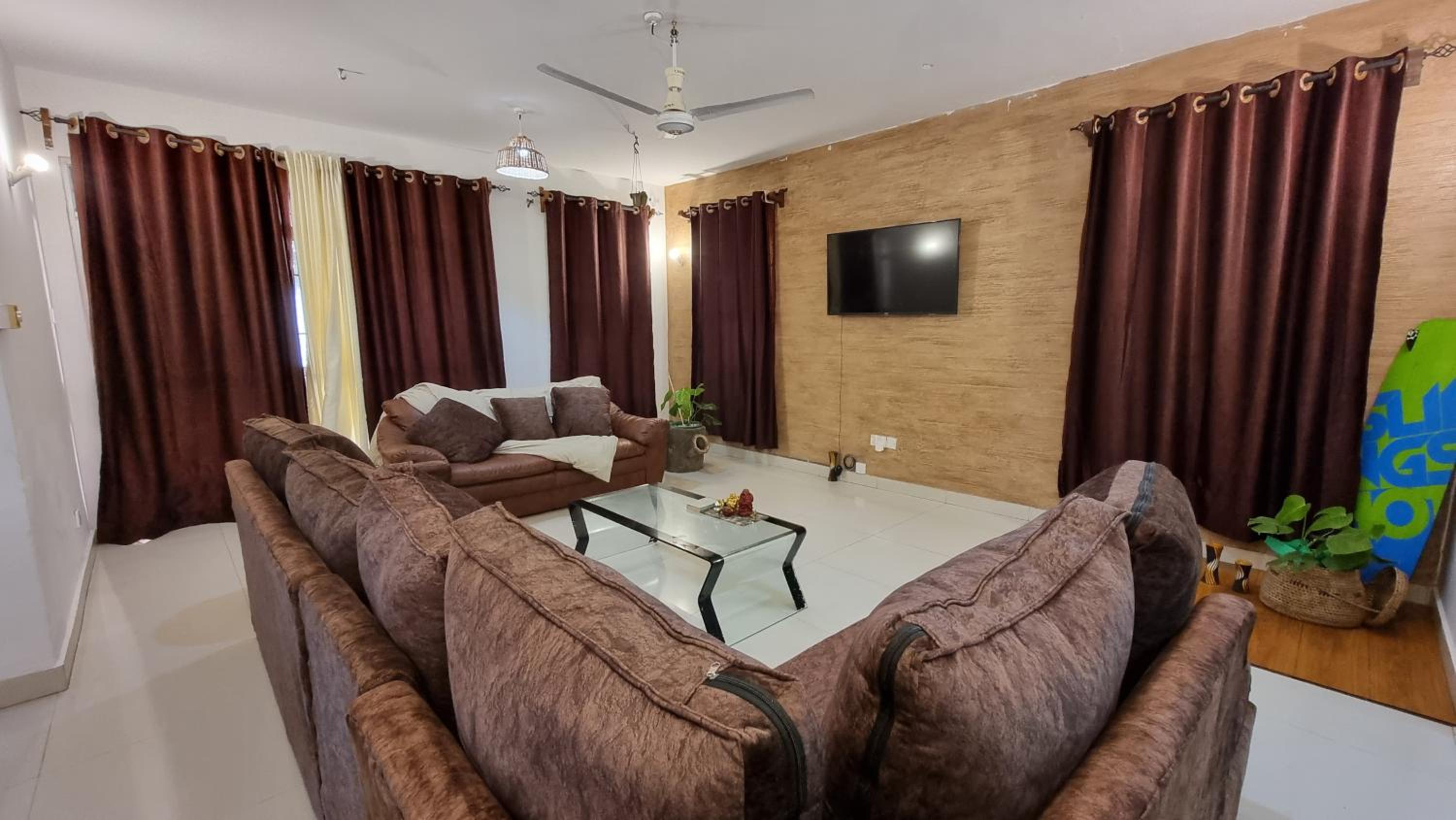 Evergreen House - 150Metre Walk To City Mall Nyali