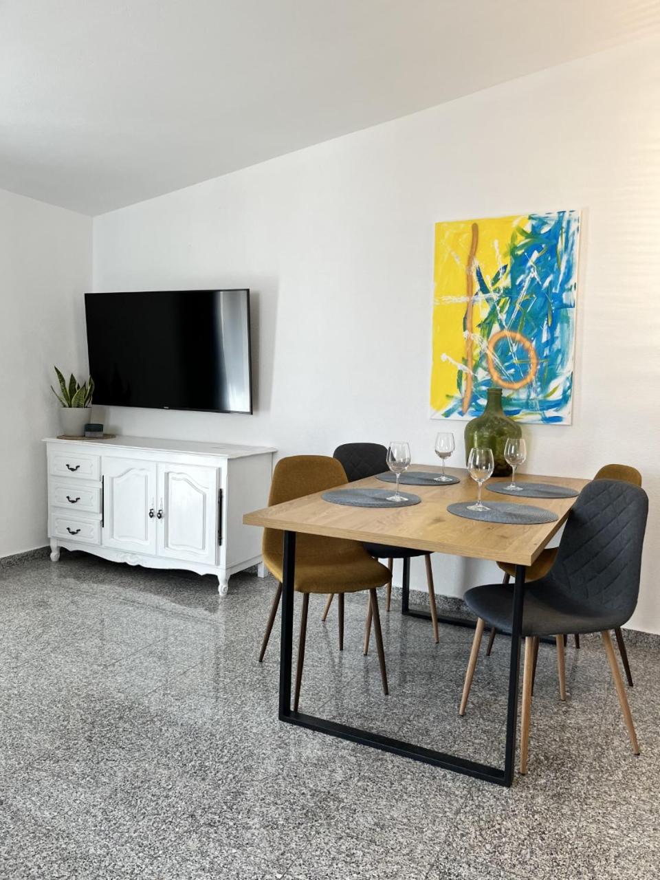 Apartment Lorun 47 view 2