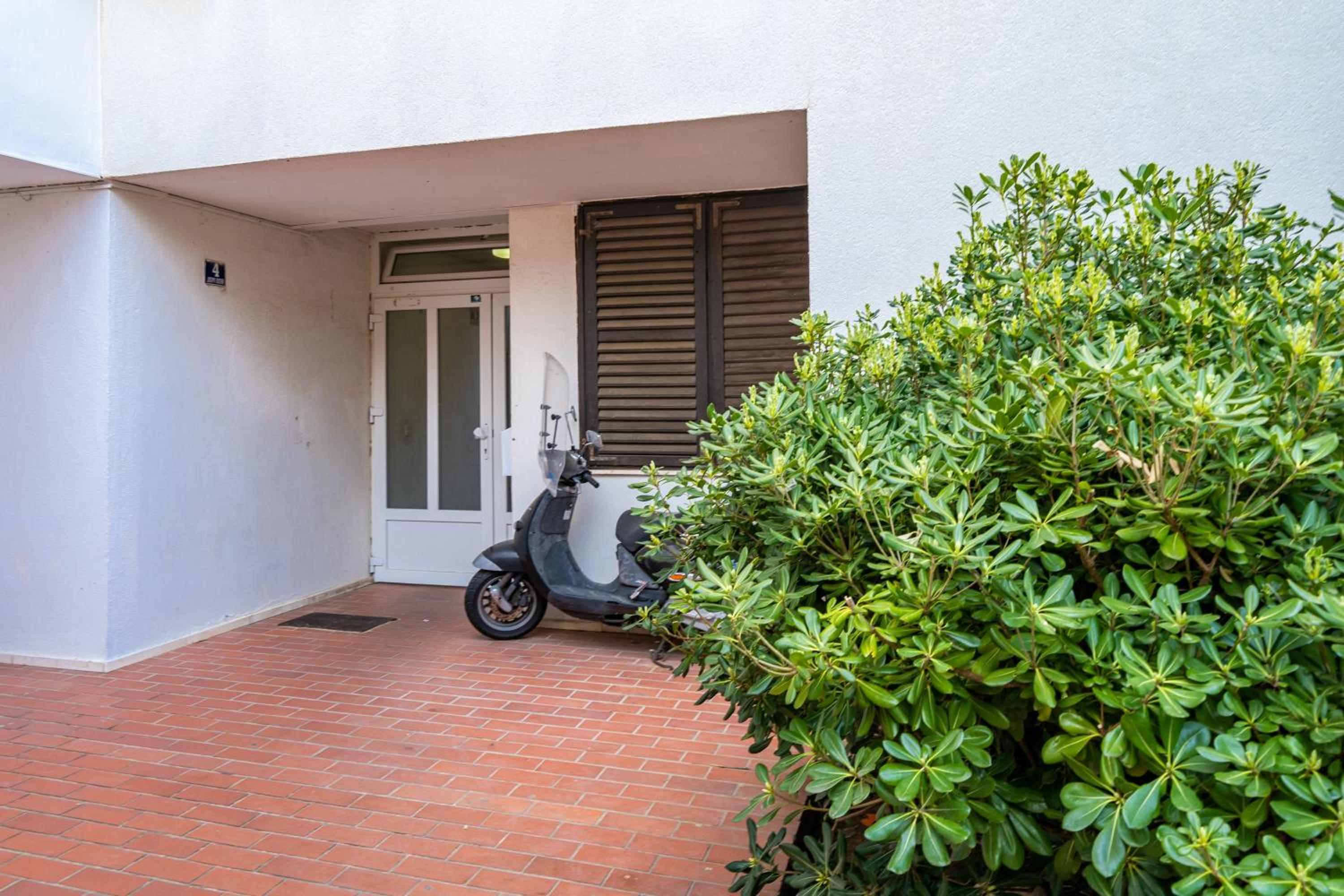 Apartment Kry Kry