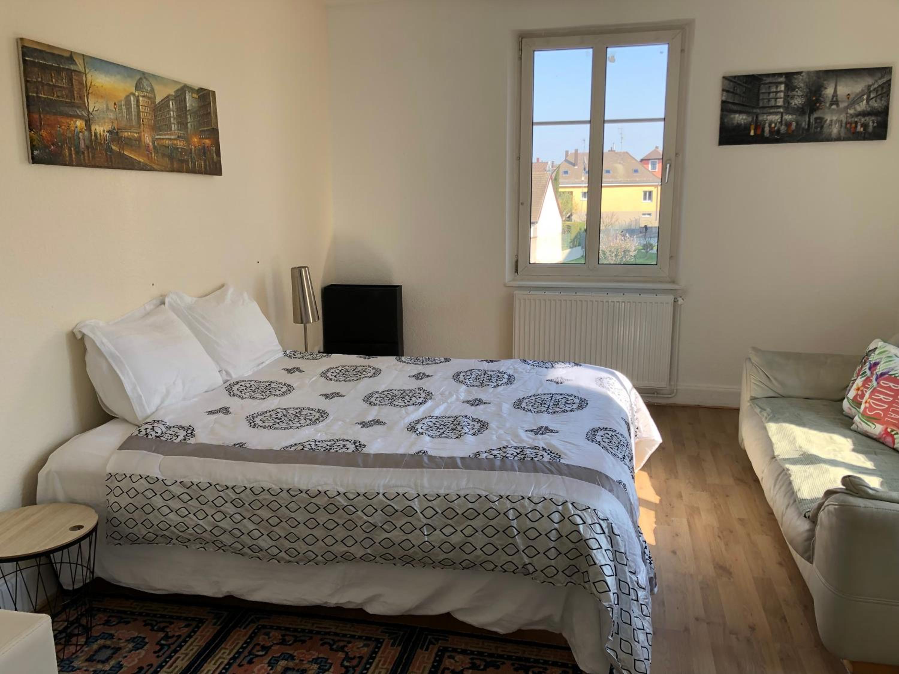 Le Cosy view 2