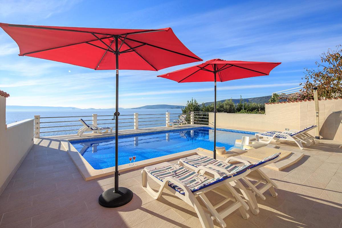 Villa Ante - 6m from the sea view 4