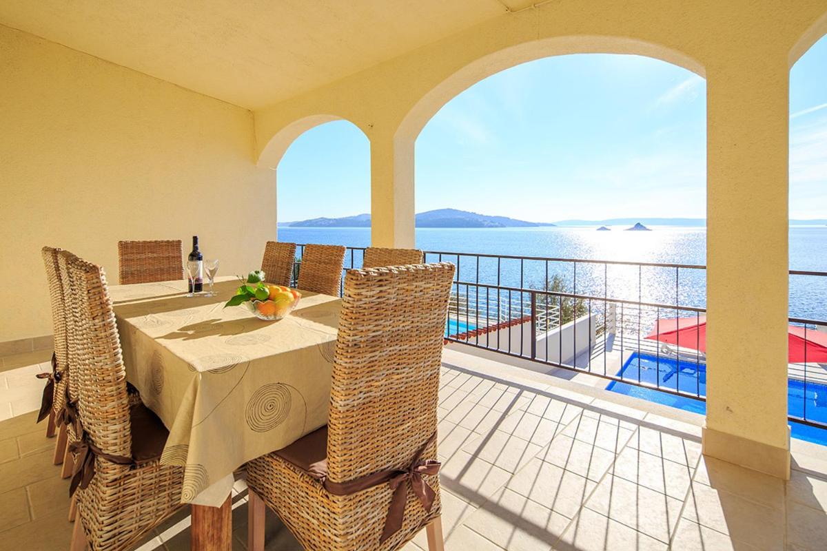 Villa Ante - 6m from the sea