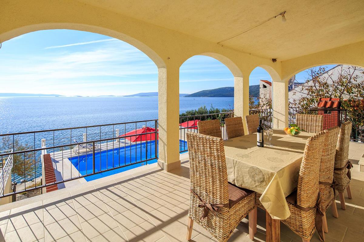 Villa Ante - 6m from the sea view 3