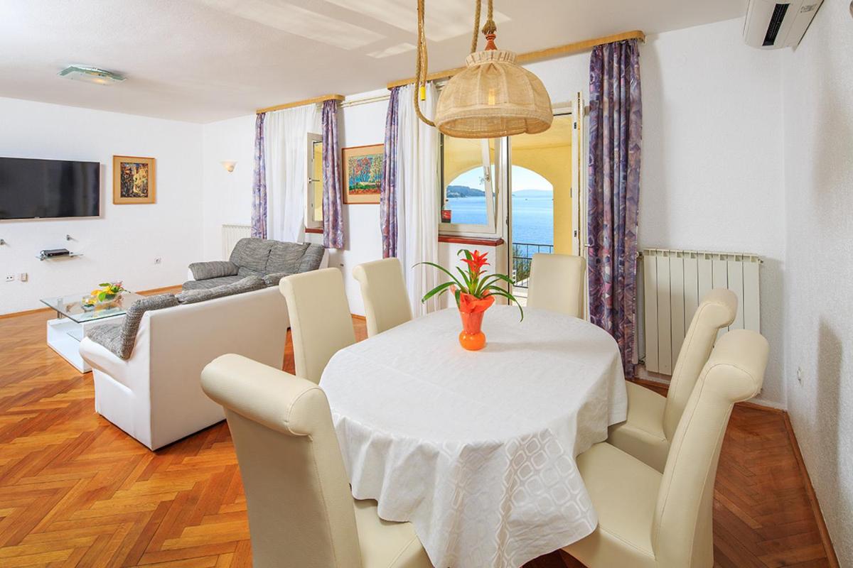 Villa Ante - 6m from the sea view 5