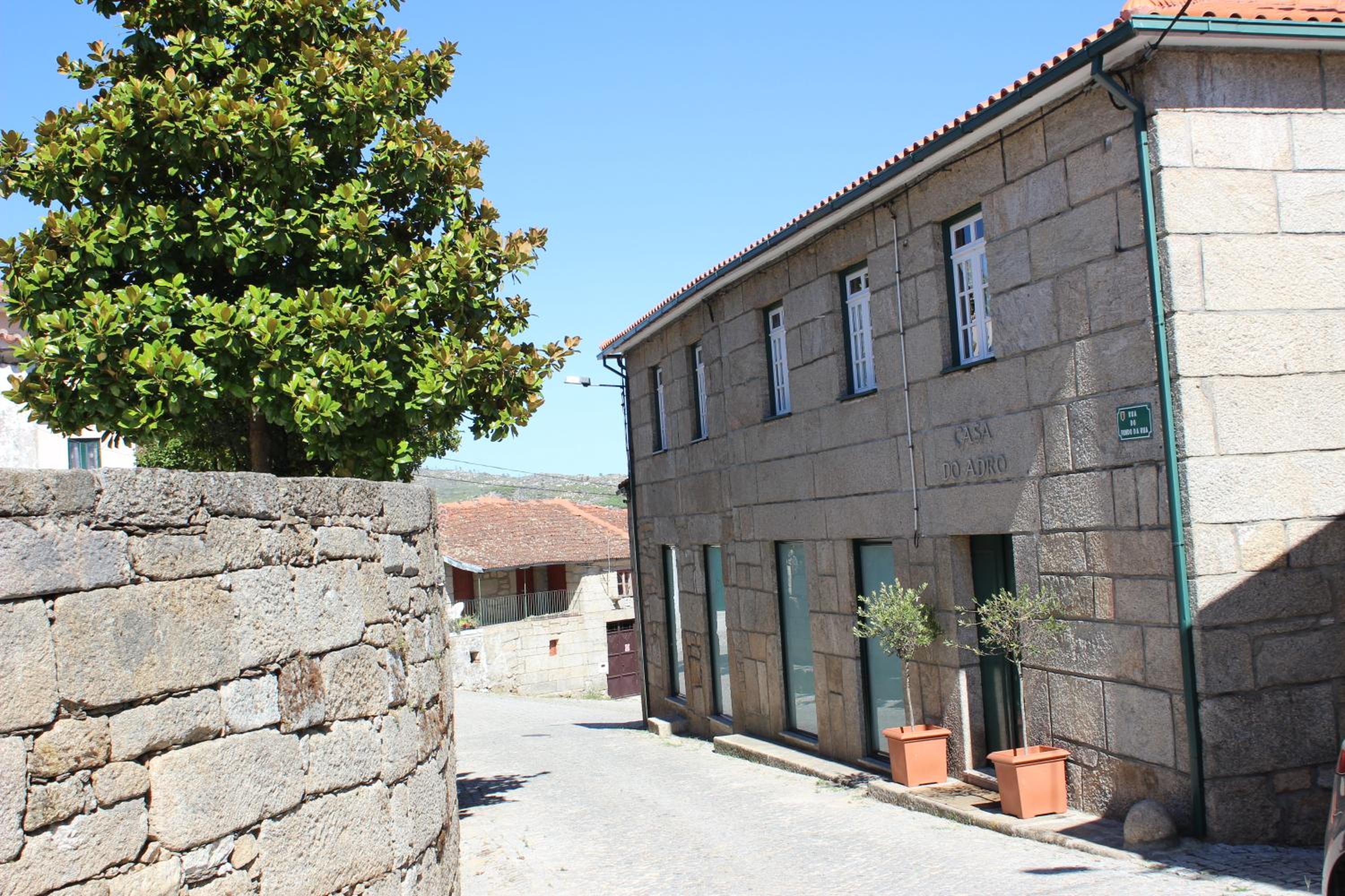 Casa do Adro de Parada view 4