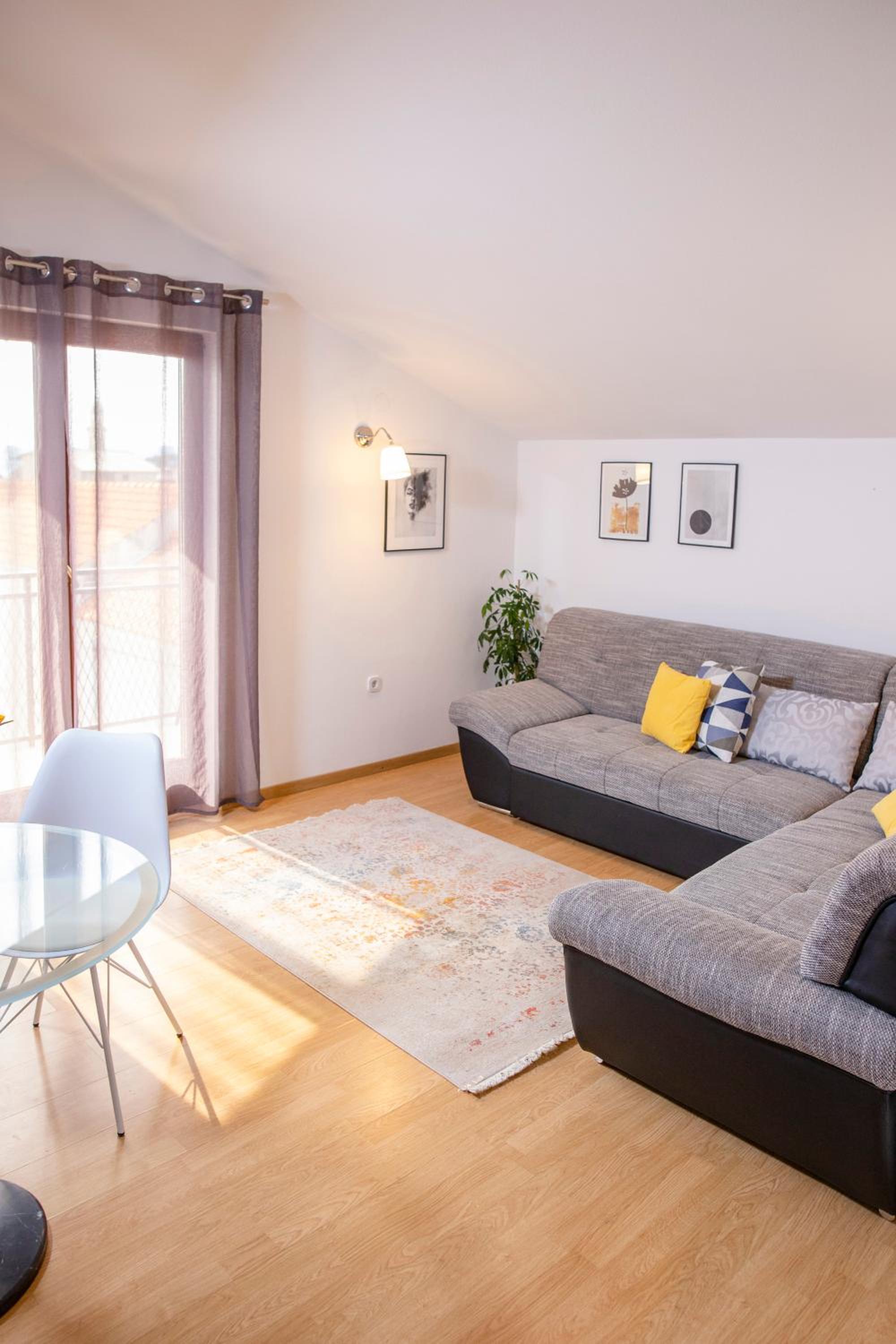 Apartman Ivo view 2