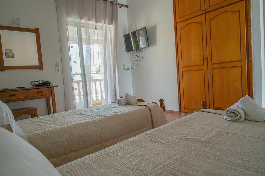 Aris Seaside Issos Beach
