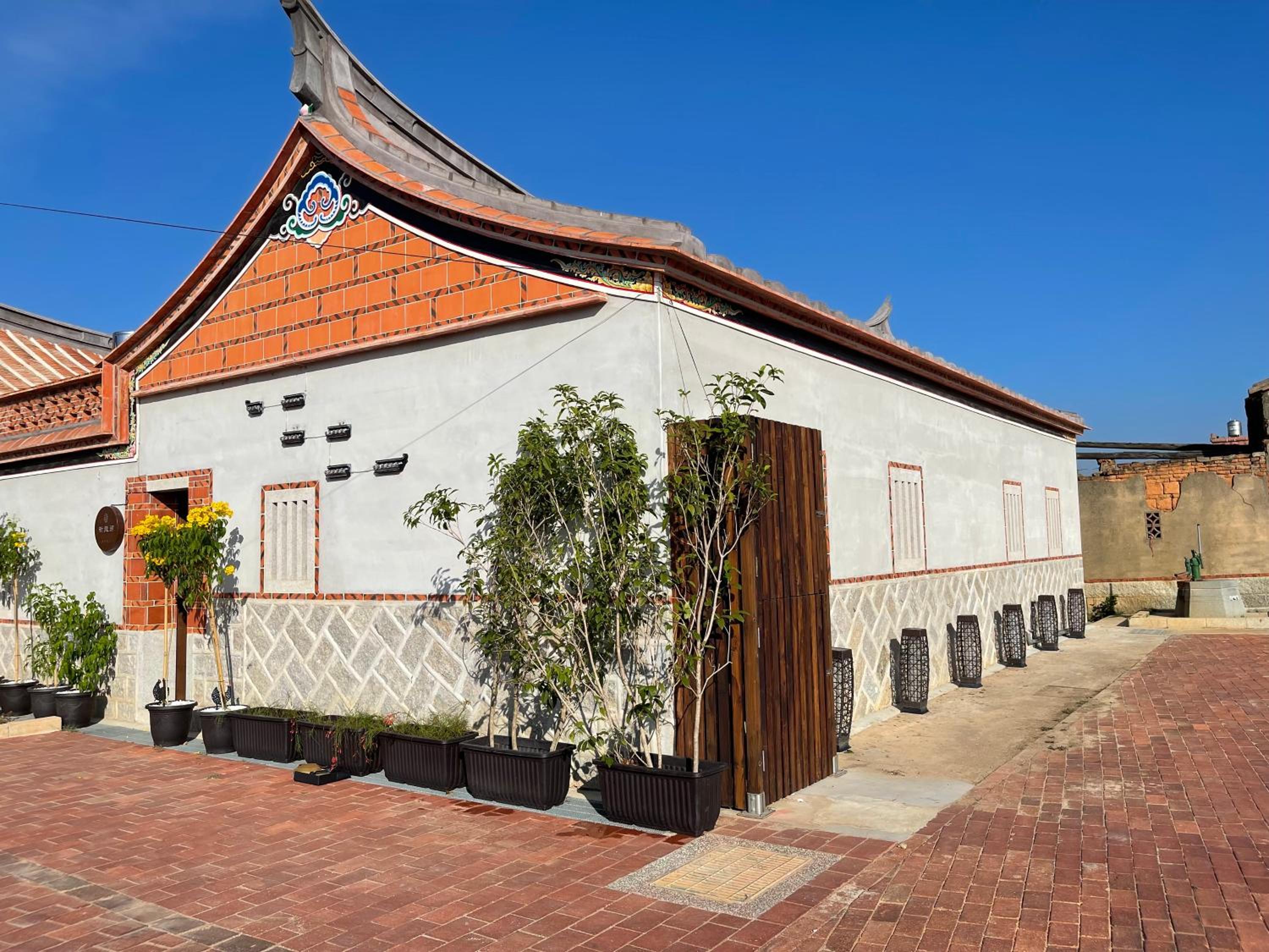 Shin Long Tou B&B