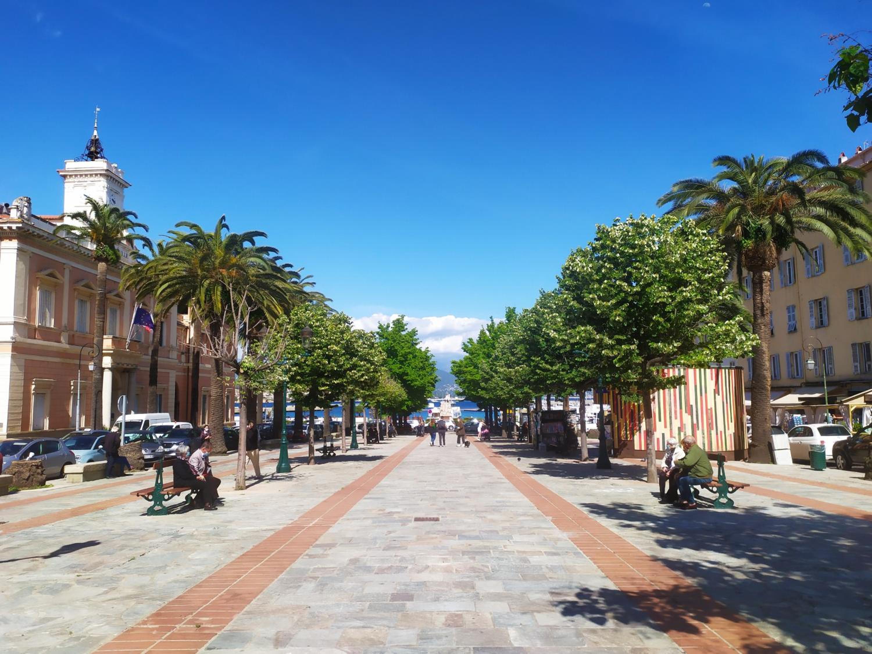 Photo 21 sur 34 de Cosystudio centre Ajaccio