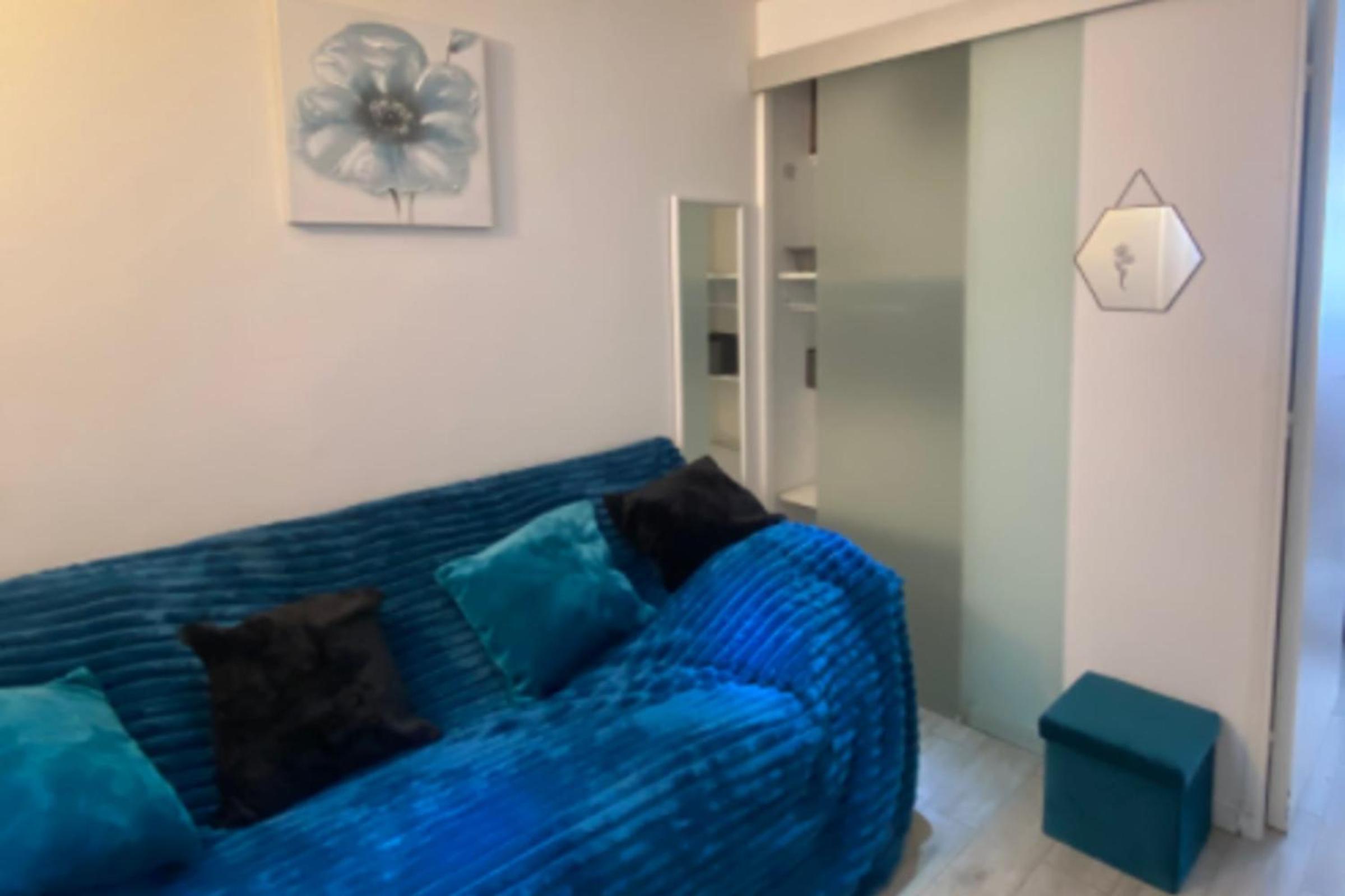 Studio At 200m From Beach Residence With Pool photo 3